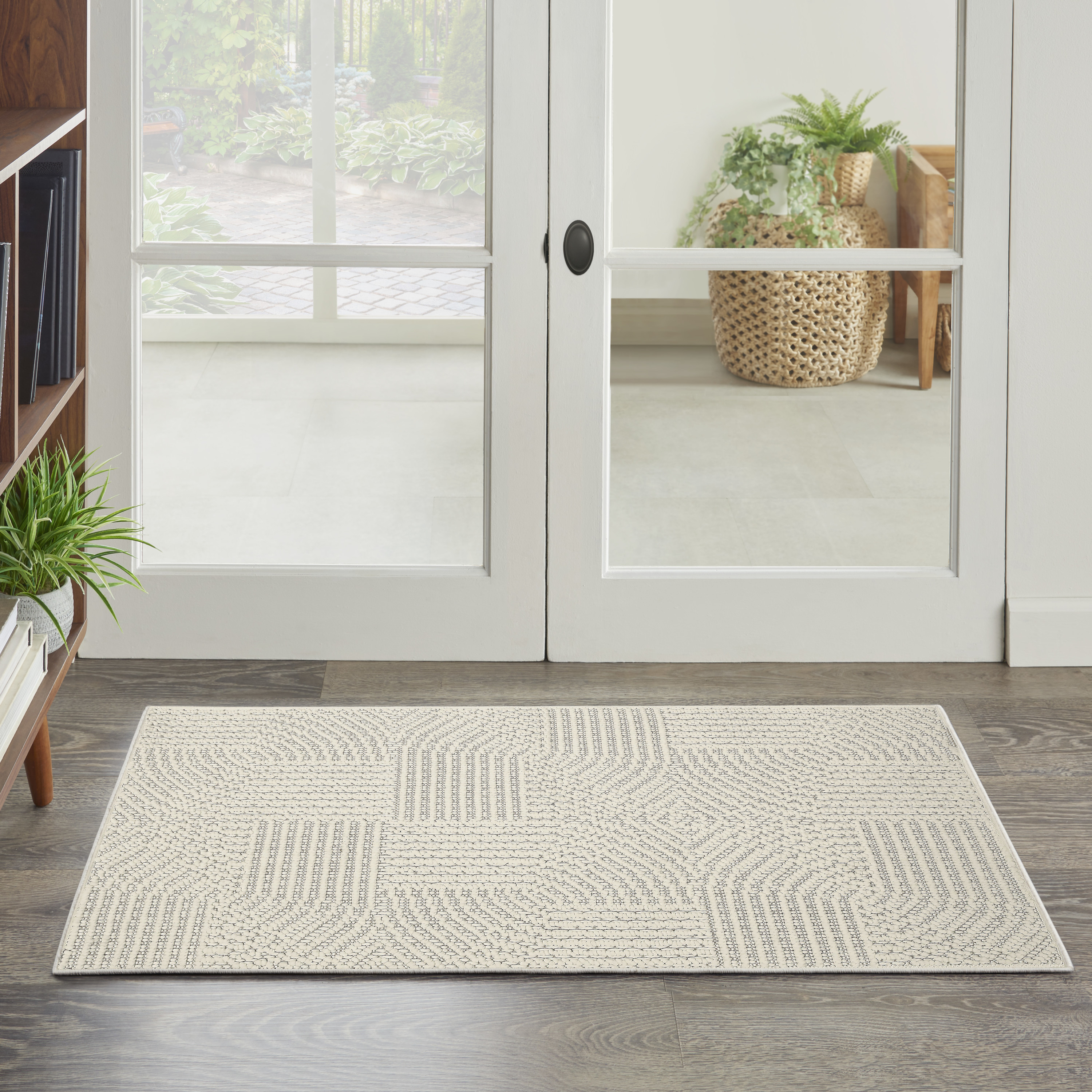 Nourison Natural Texture 2'2" x 3'9" Ivory Modern Indoor Rug