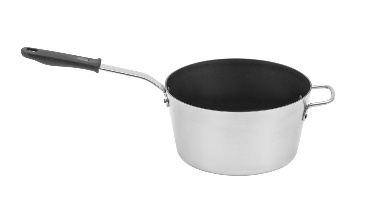 7-quart Wear-Ever® tapered aluminum saucepan with SteelCoat x3™ nonstick coating and silicone handle