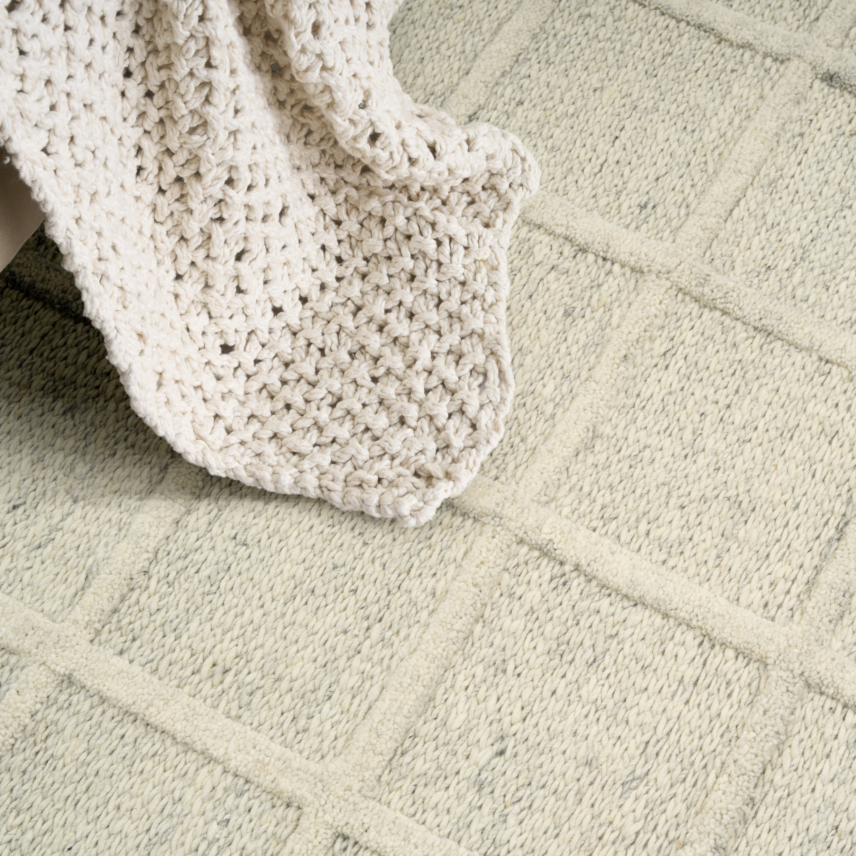 DKNY Pure Framework 8'6" x 11'6" Ivory Modern Indoor Rug