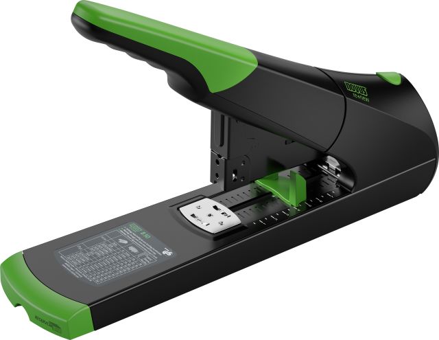The Novus B50 re+new Heavy Duty Stapler offers smooth, hassle-free stapling of up to 140 sheets of paper.
