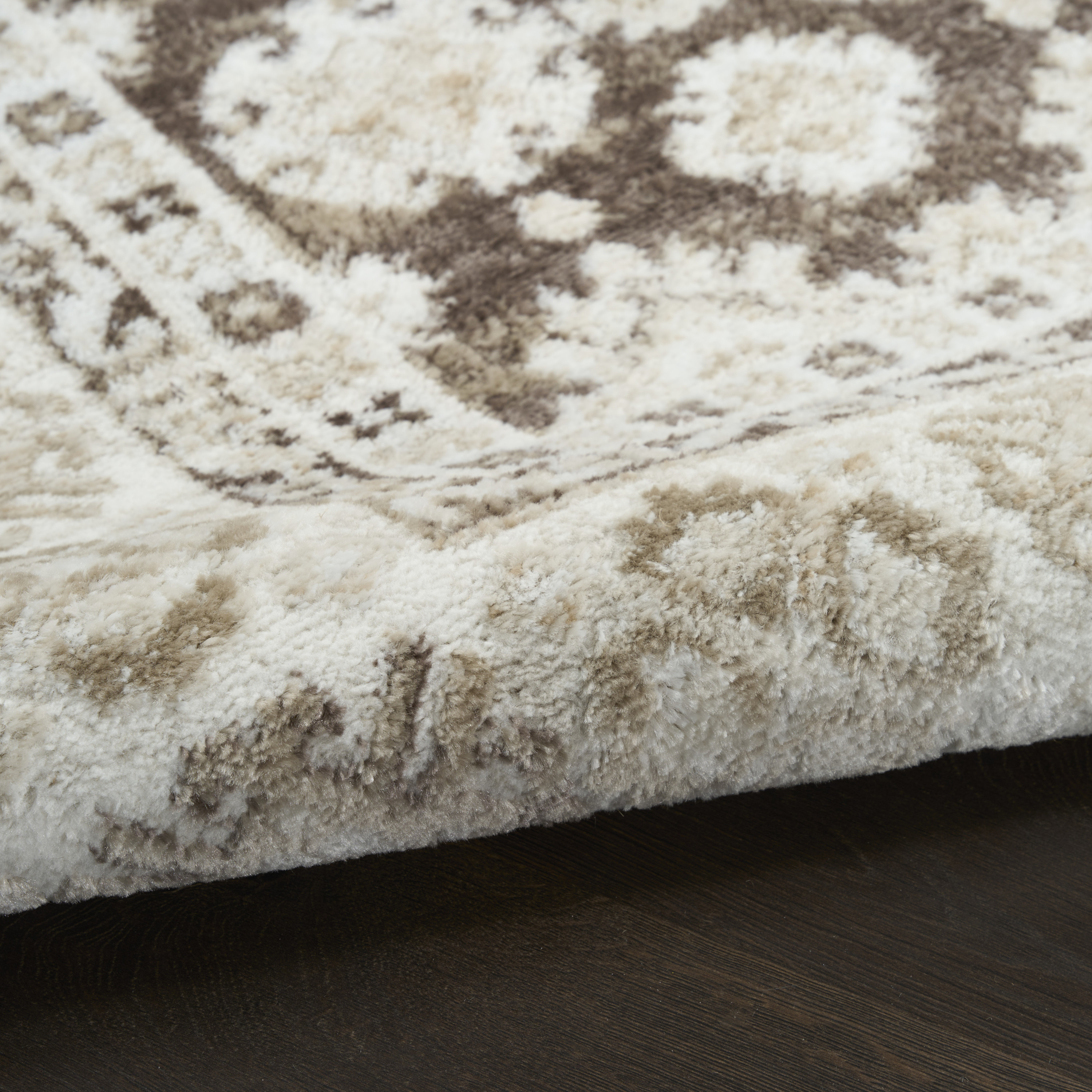 Nourison Dekor 5'3" x 7' Ivory Brown Vintage Indoor Rug