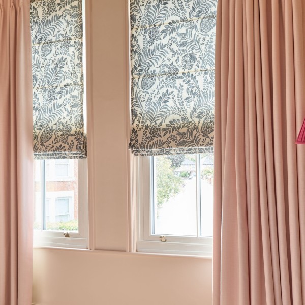 Morris Navy Roman blind