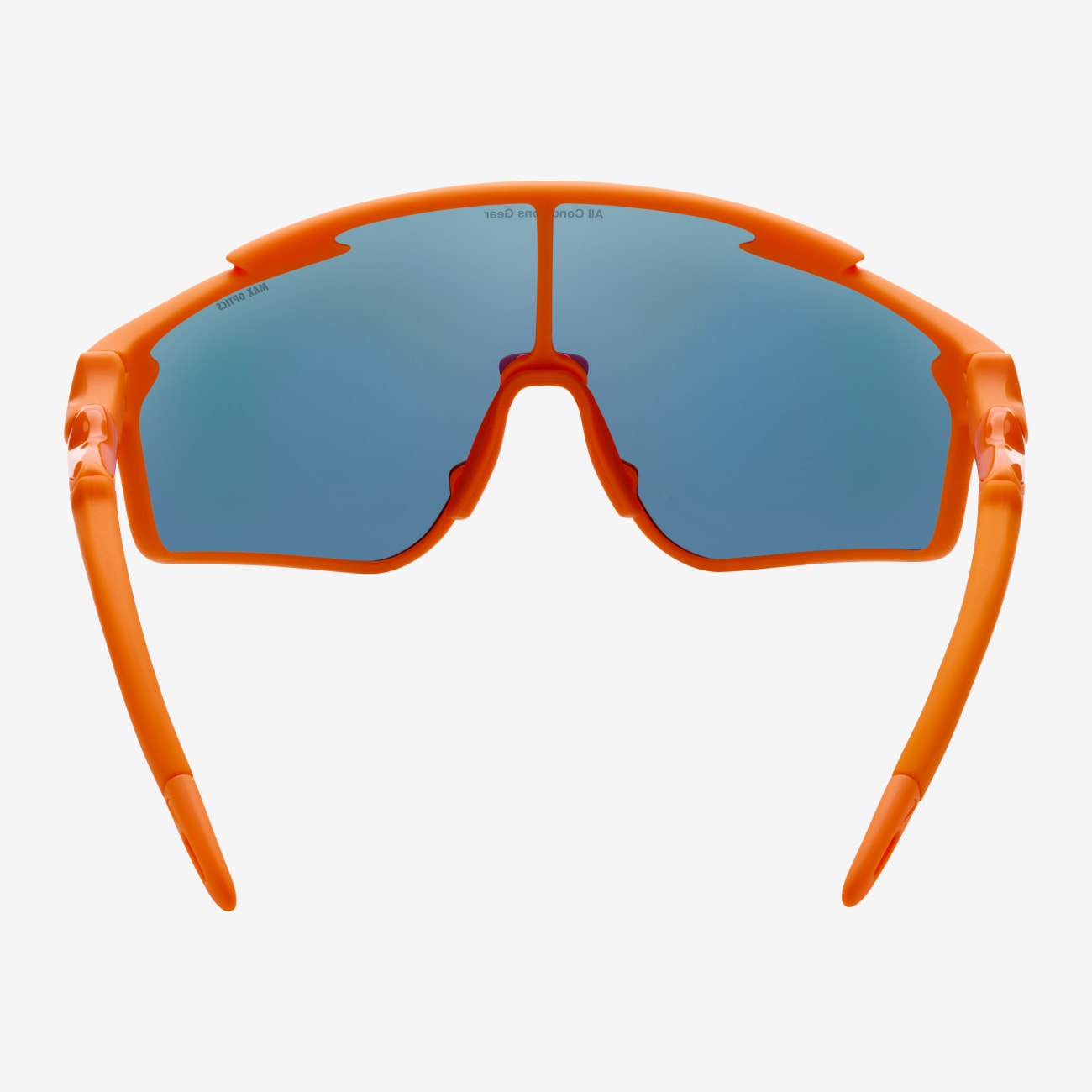 Nike ACG Vista Vert Mirrored Lifestyle Image