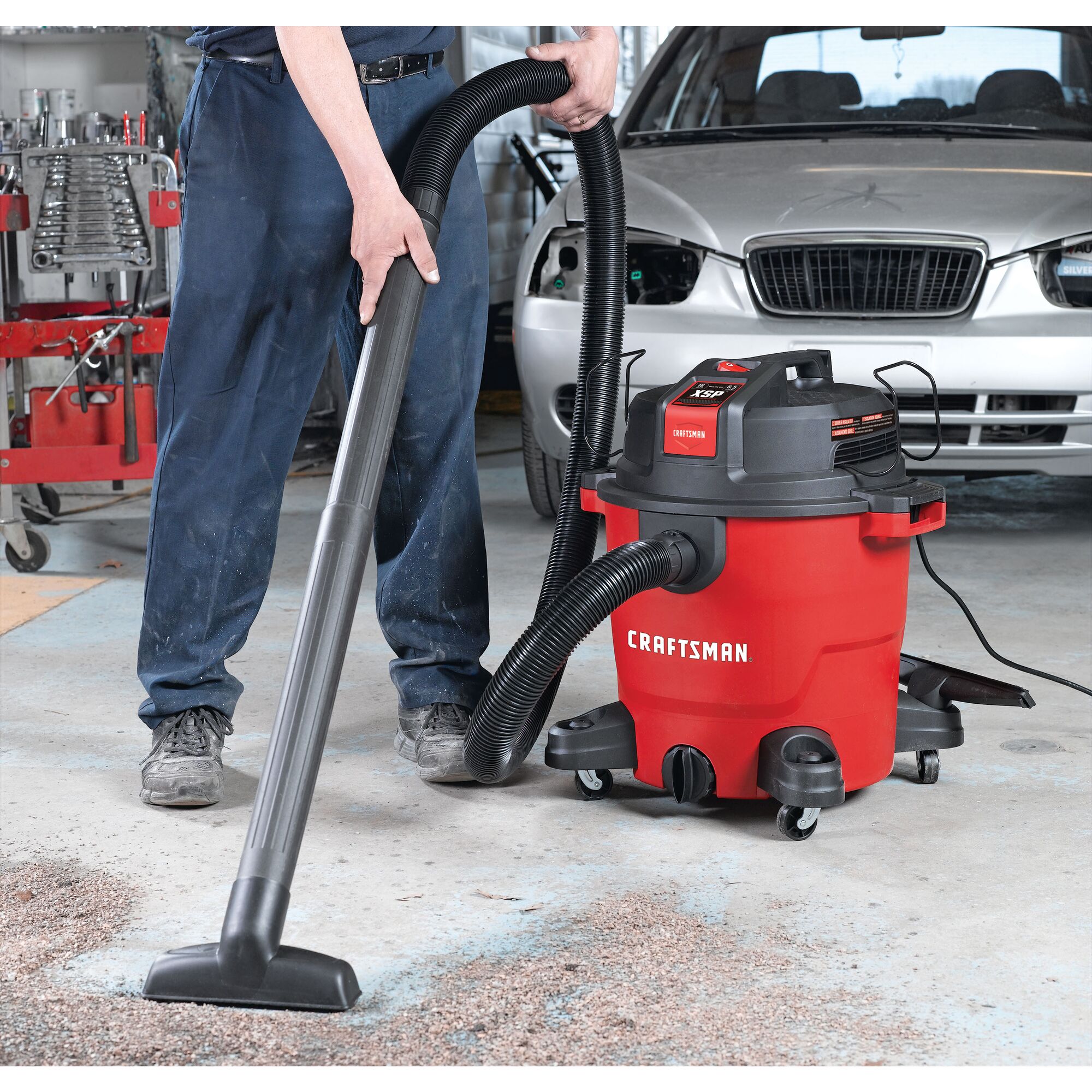 View of CRAFTSMAN Vacuums: Wet/Dry Shop Vac being used by consumer