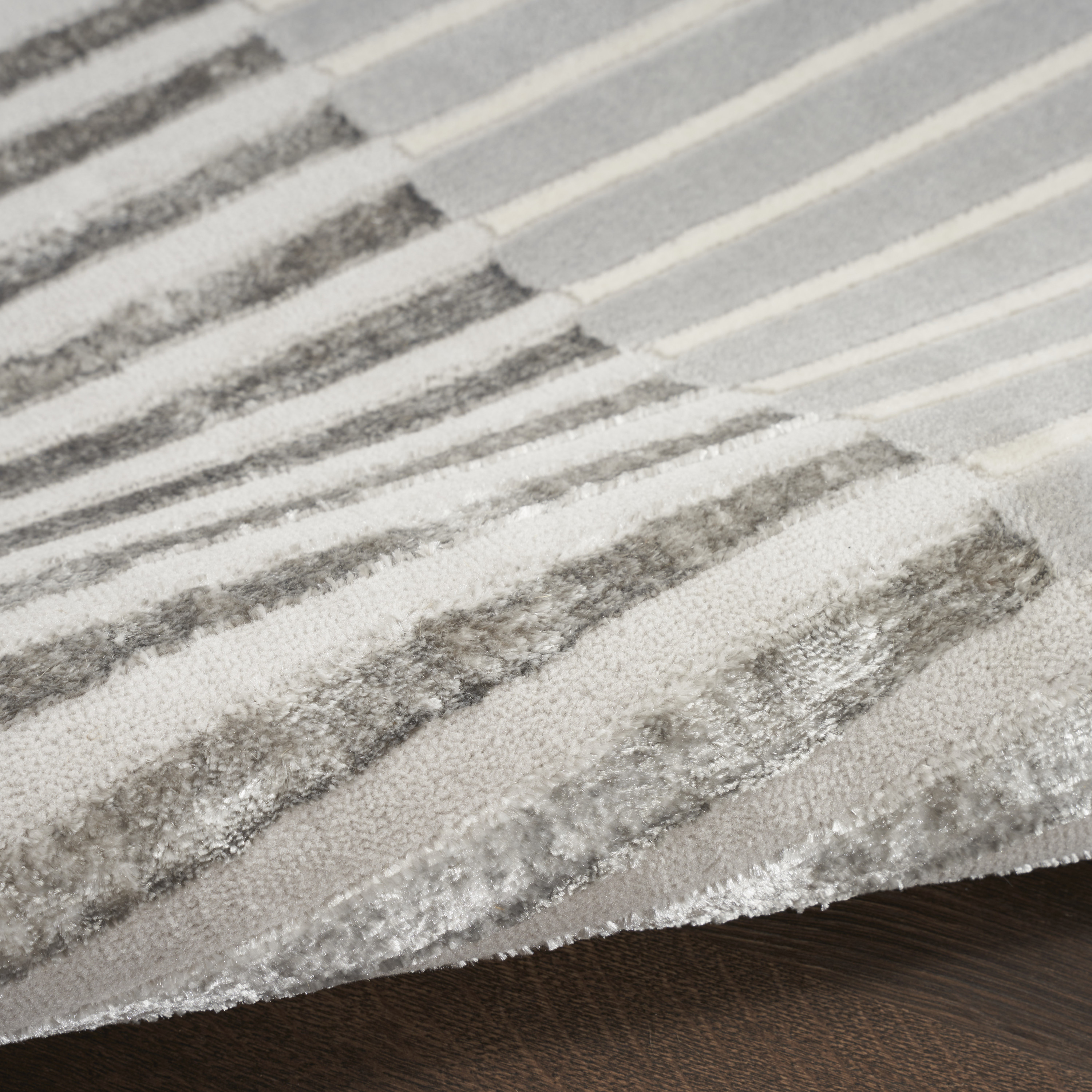 Nourison Splash 5'3" x 7'3" Silver Grey Modern Indoor Rug