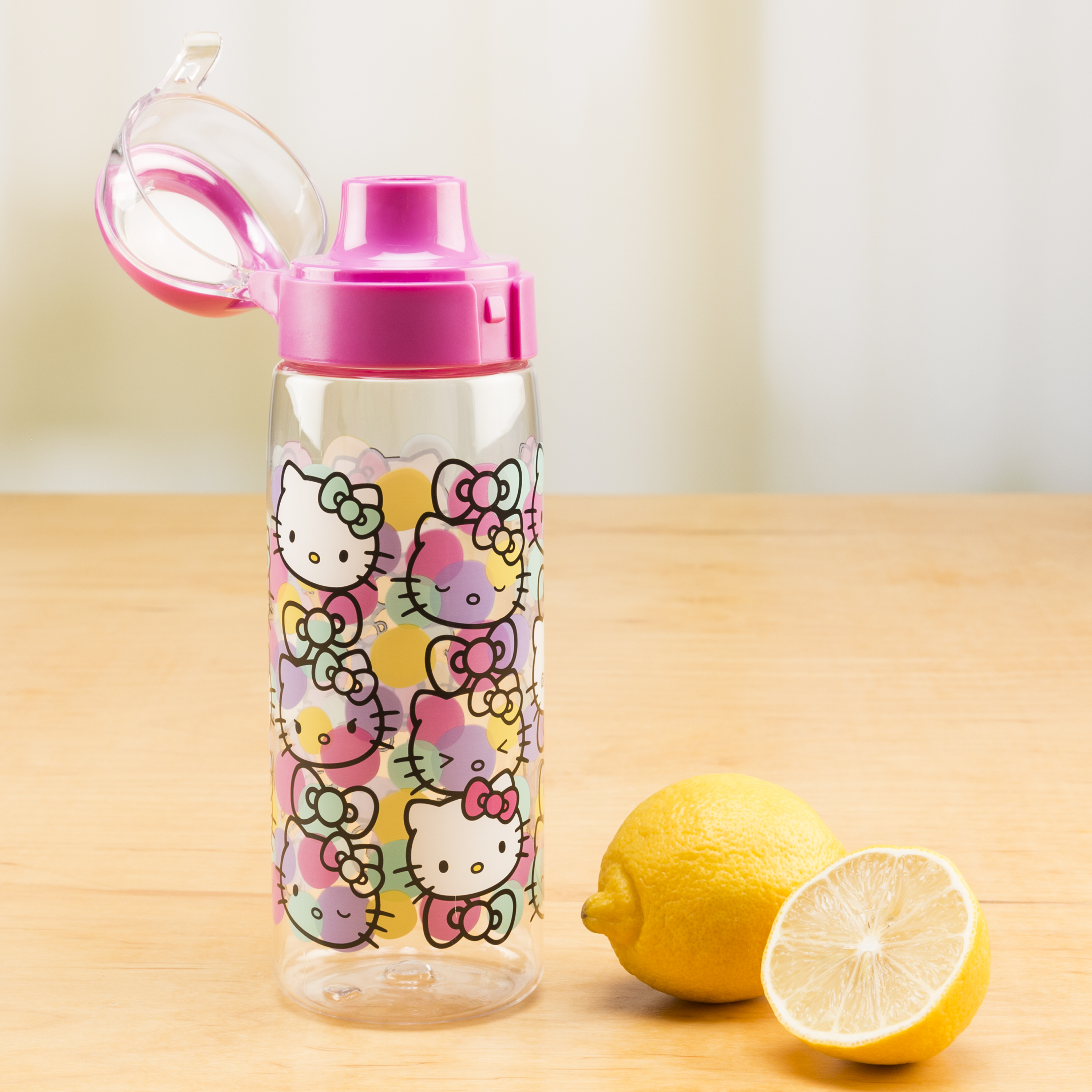 Sanrio 25 ounce Water Bottle, Hello Kitty slideshow image 2 Sanrio 25 ounce Water Bottle, Hello Kitty slideshow image 2