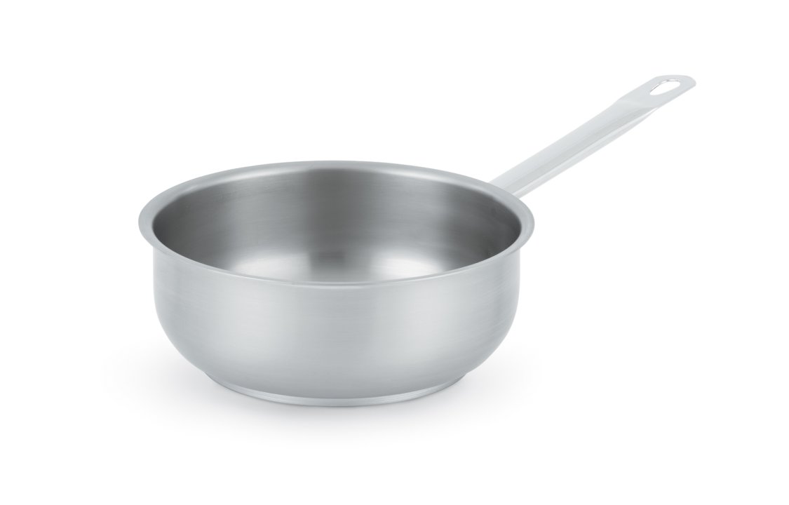 4 ¼-quart Centurion® curved sauté pan in natural finish