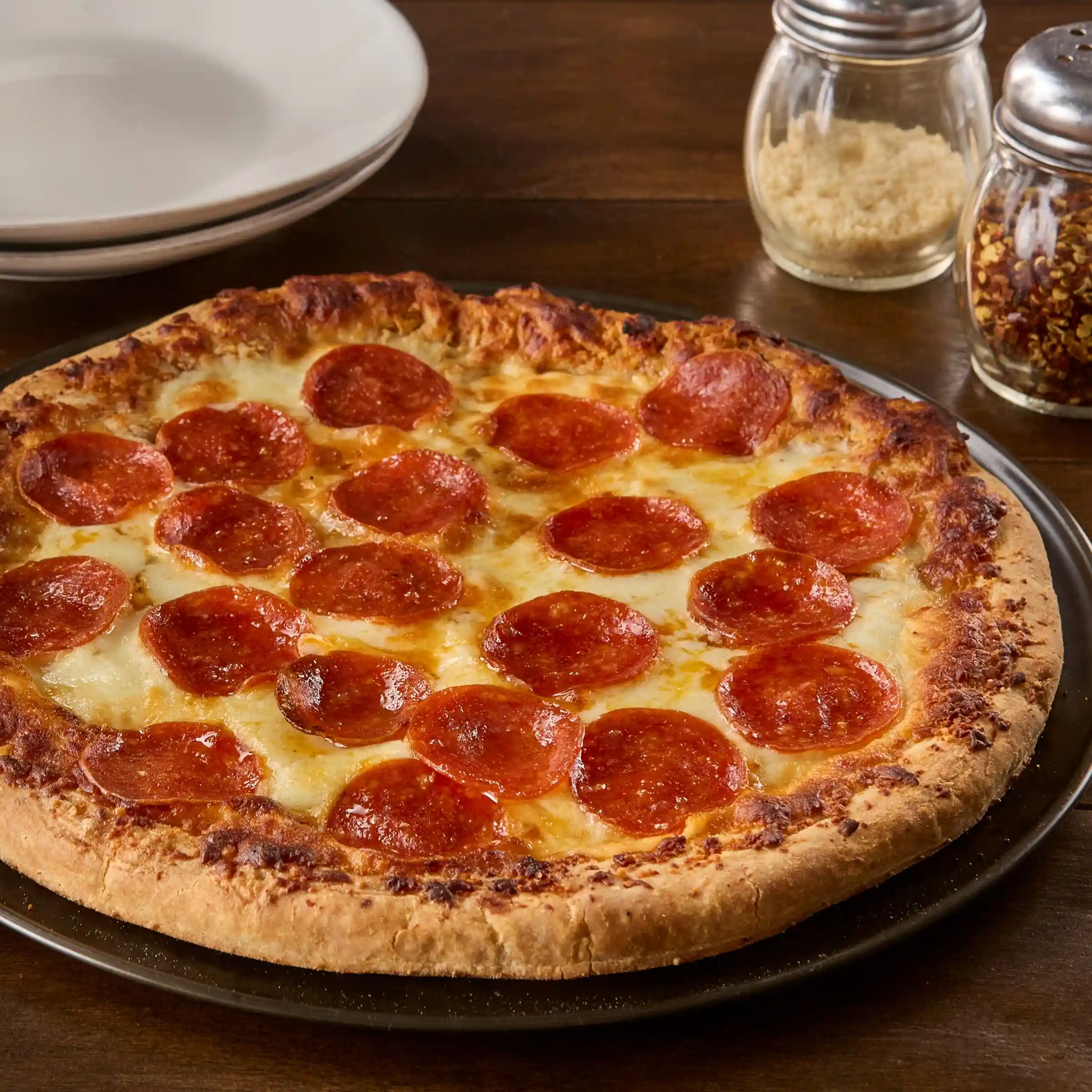 Hillshire Farm® Sliced Pepperoni, Chicken Added, 14 Slices per oz. https://images.salsify.com/image/upload/s--JLhRKyM1--/q_25/55b59f0eb67959e51c404c3c2ec5bc6dd41a0971.webp