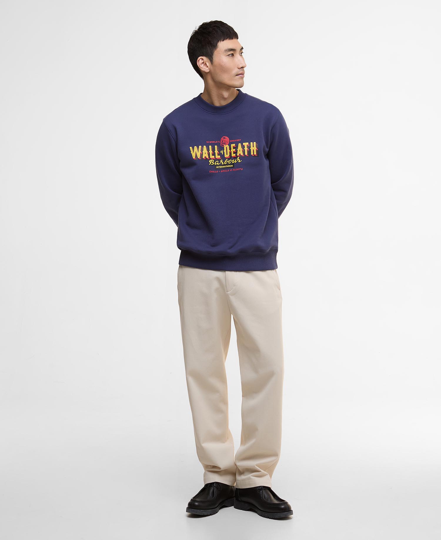 Wall Sweatshirt image number 1