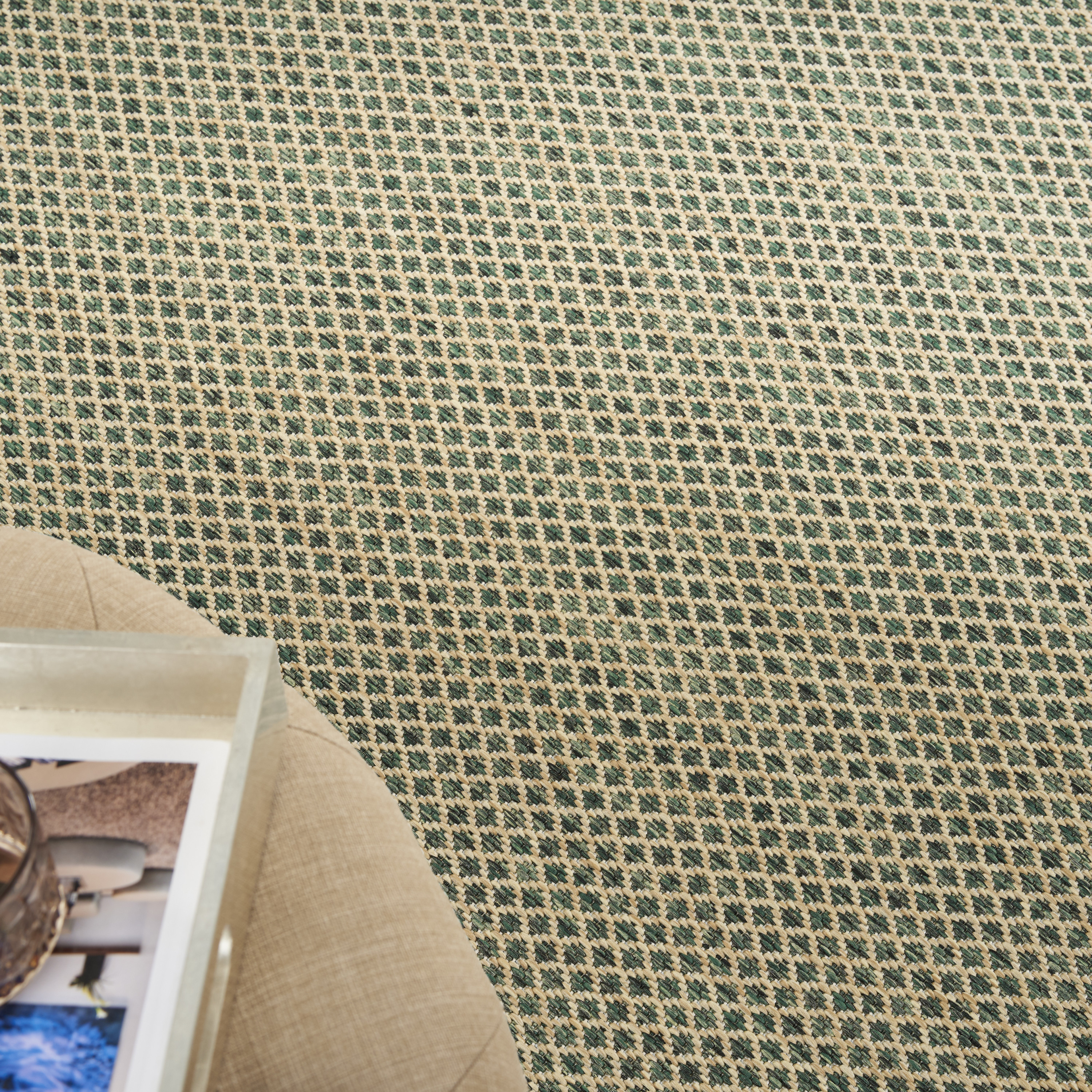 Nourison Courtyard 4' x 6' Green Modern Rug