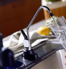GE Profile™ Reverse Osmosis Filtration System with 18-Gallon Output per Day and Chrome with White Faucet