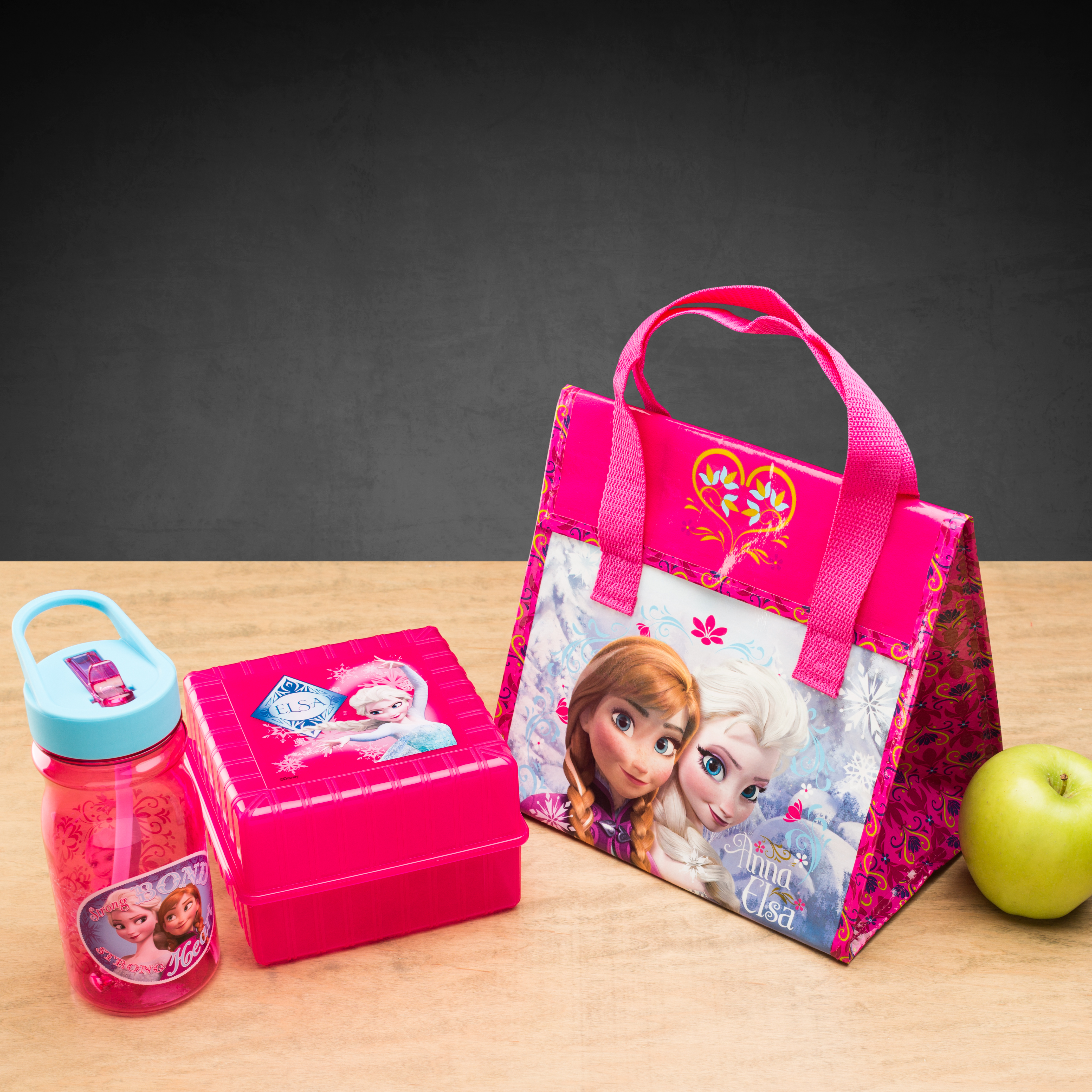 Disney Frozen Insulated Reusable Lunch Bag, Elsa & Anna slideshow image 2 Disney Frozen Insulated Reusable Lunch Bag, Elsa & Anna slideshow image 2