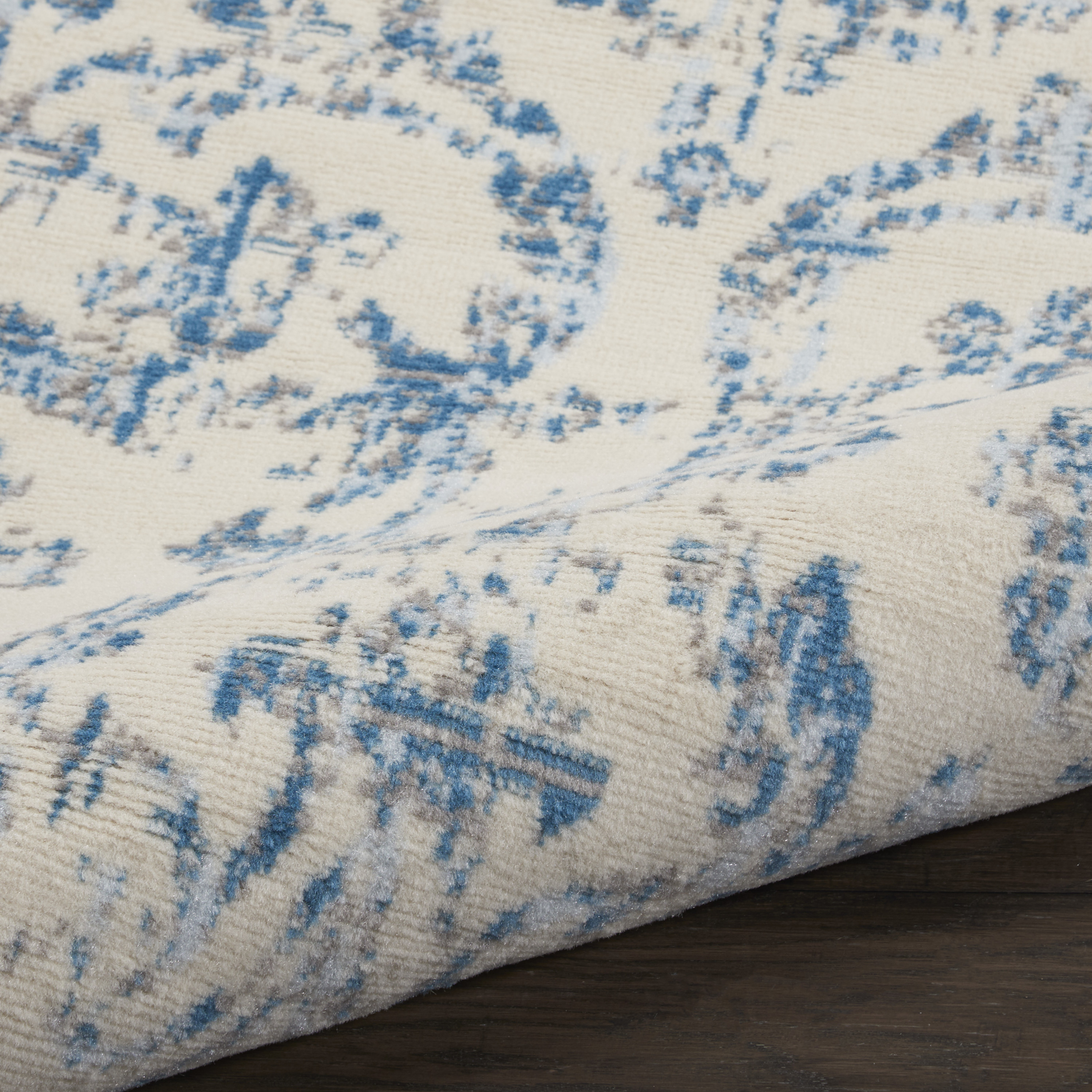 Nourison Jubilant 3' x 5' Ivory Blue Vintage Indoor Rug
