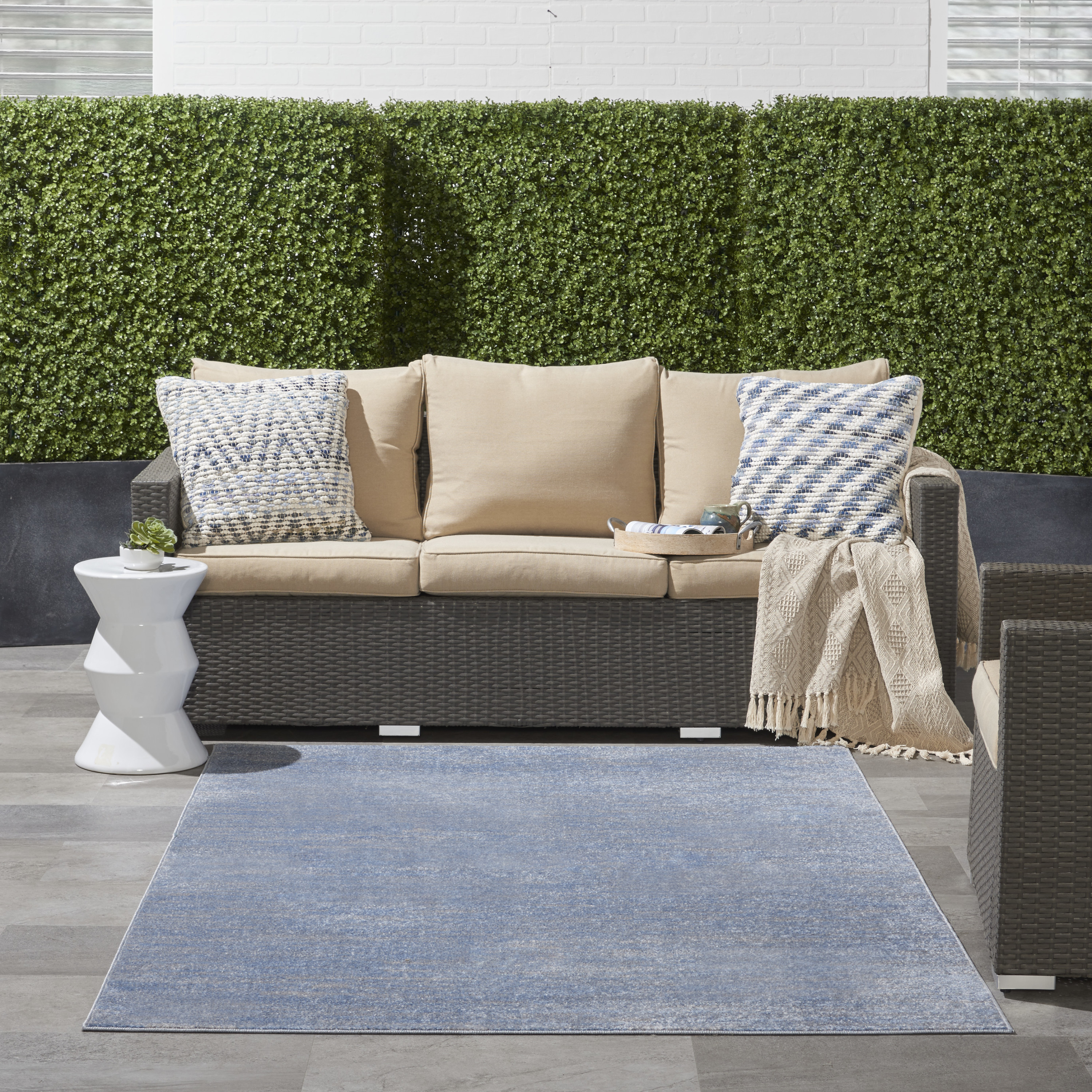 Nourison Nourison Essentials 6' x 9' Blue Grey Outdoor Rug