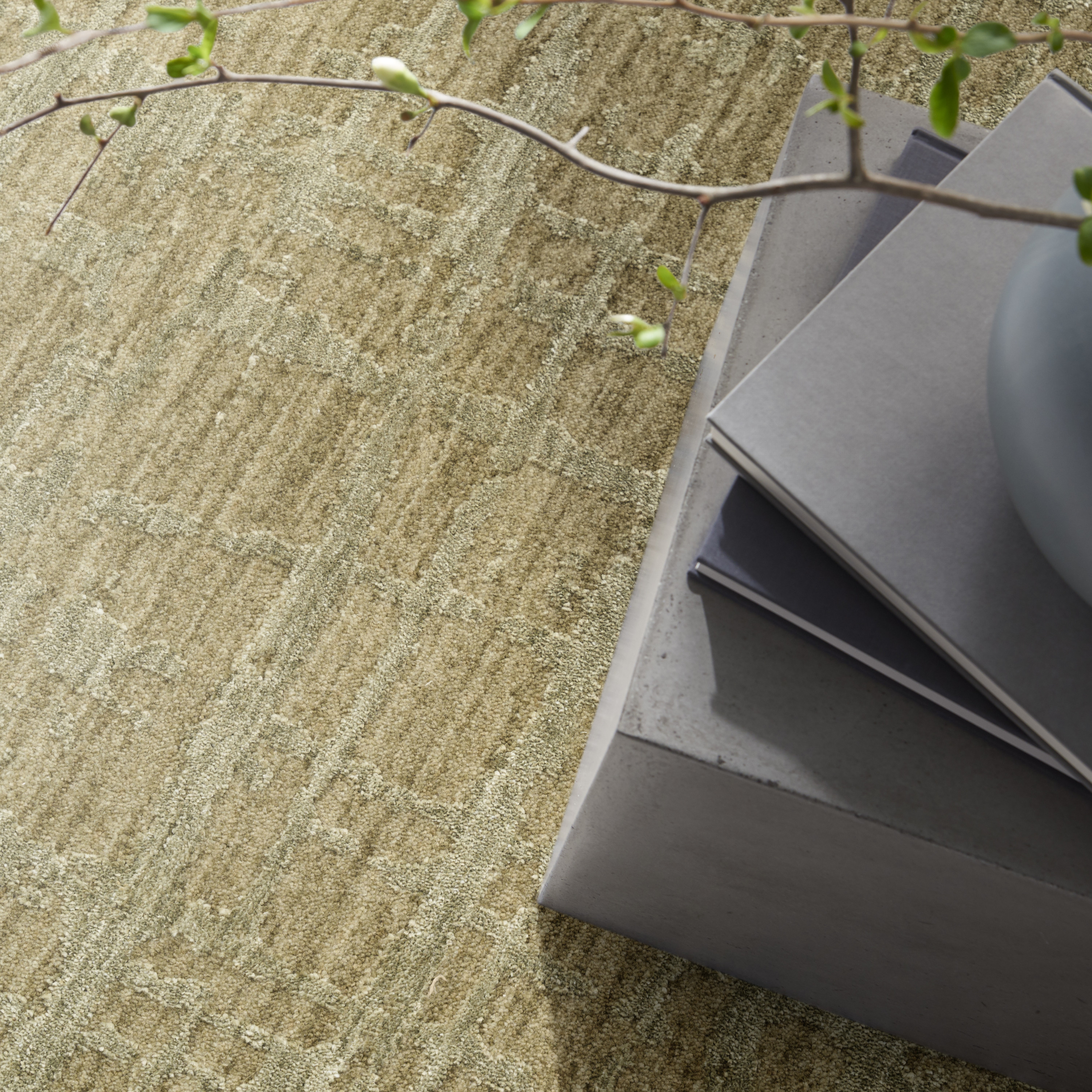 Calvin Klein CK090 Latitude 7'10" x 10'2" Green Modern Indoor Rug