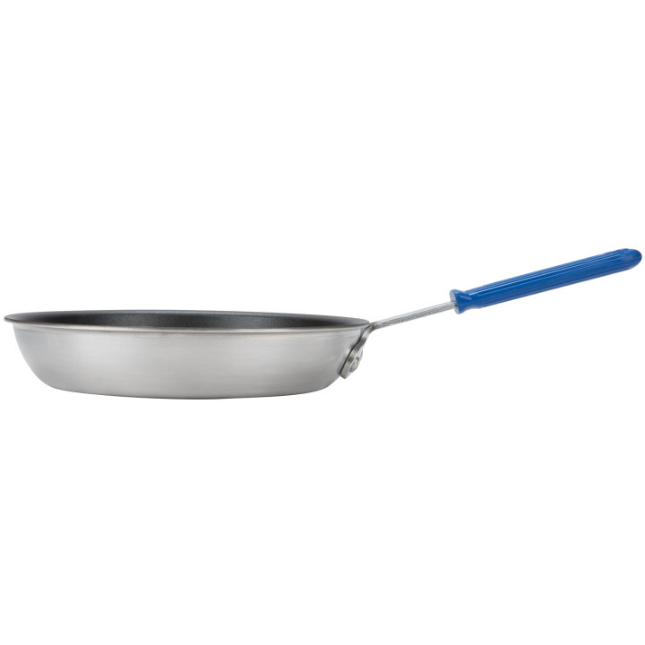 12-inch Wear-Ever® rivetless fry pan with CeramiGuard® II nonstick coating and Cool Handle® silicone handle