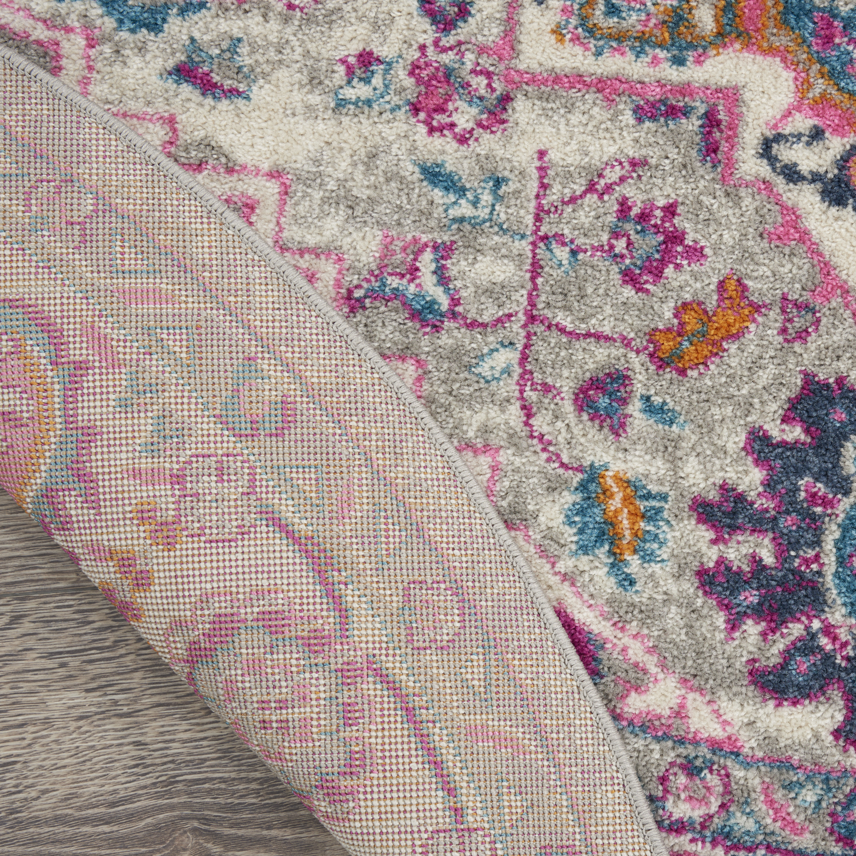 Nourison Passion 5' x Round Light Grey Pink Bohemian Indoor Rug