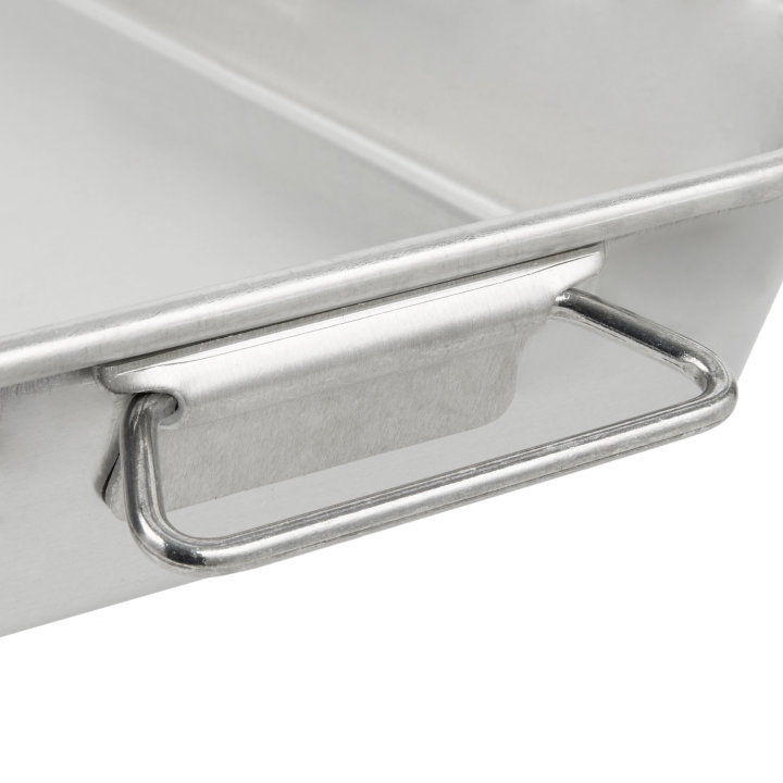 5 ⅕-quart Wear-Ever® aluminum bake and roast pan in natural finish