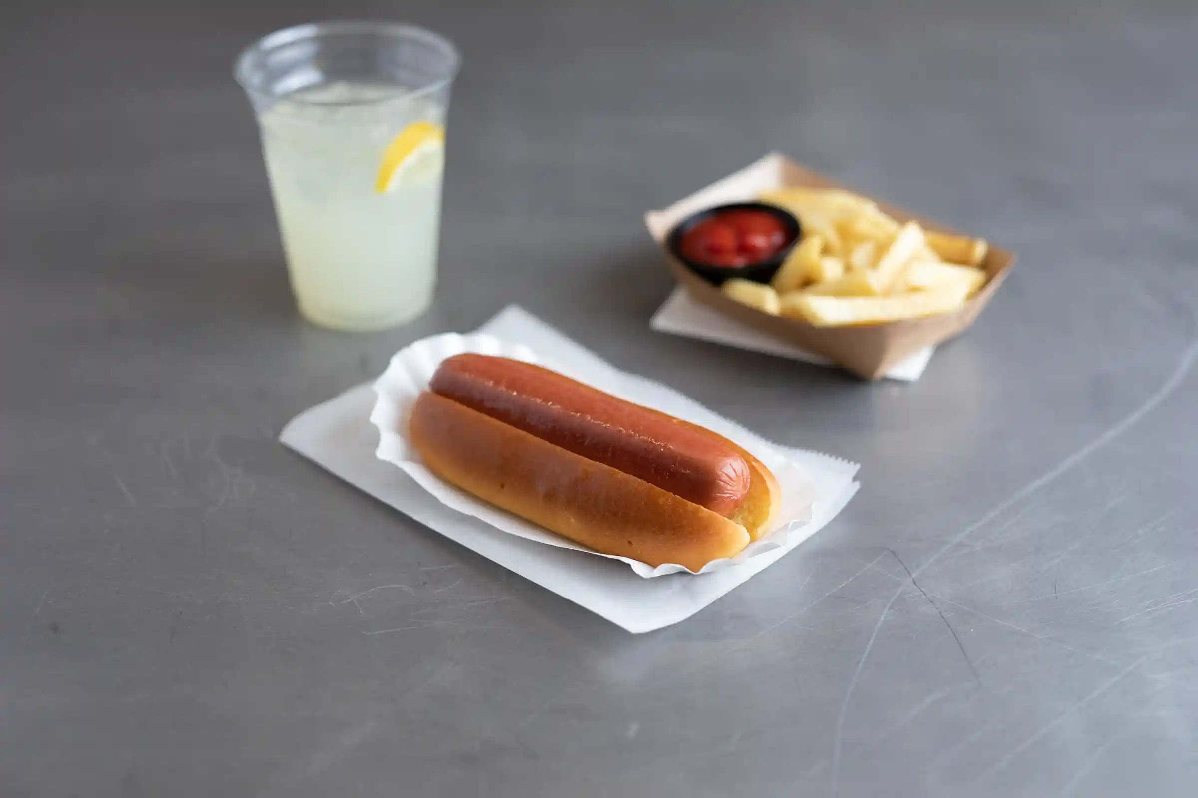 Ball Park® Beef Hot Dogs, 8:1, 6"_image_01