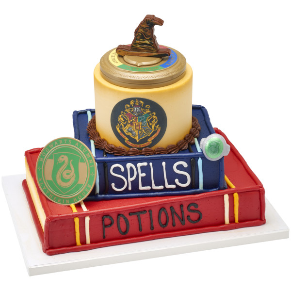 HARRY POTTER™ HOGWARTS™ Crest PhotoCake® Edible Image®