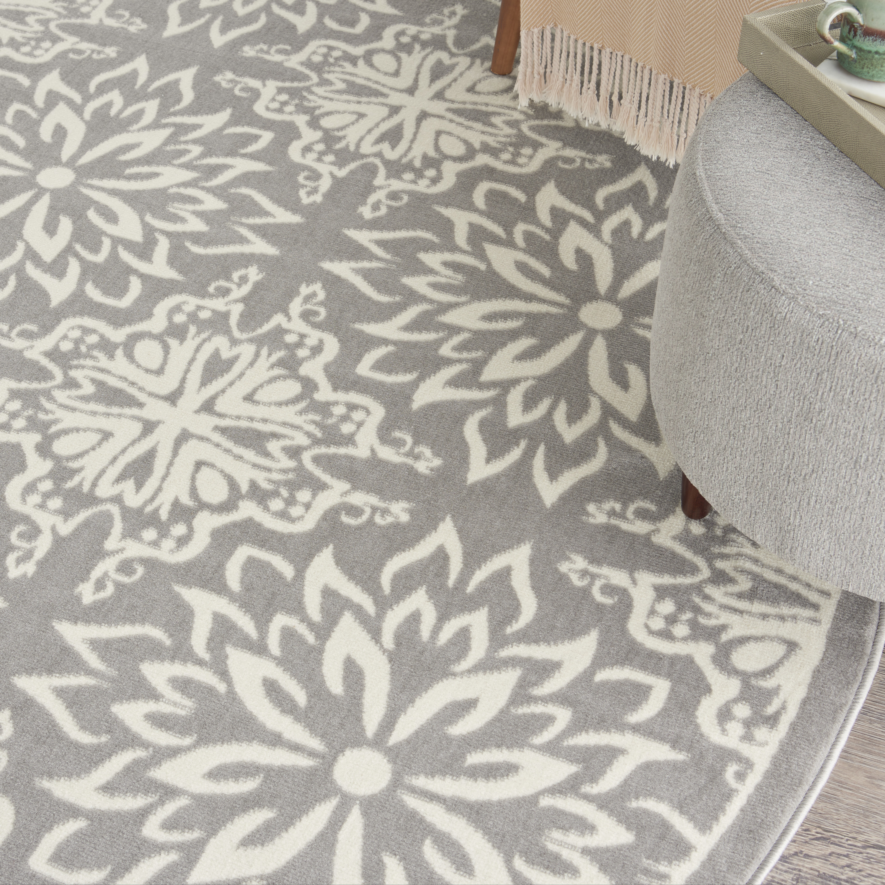 Nourison Jubilant 8' x Round Ivory/Grey Farmhouse Indoor Rug