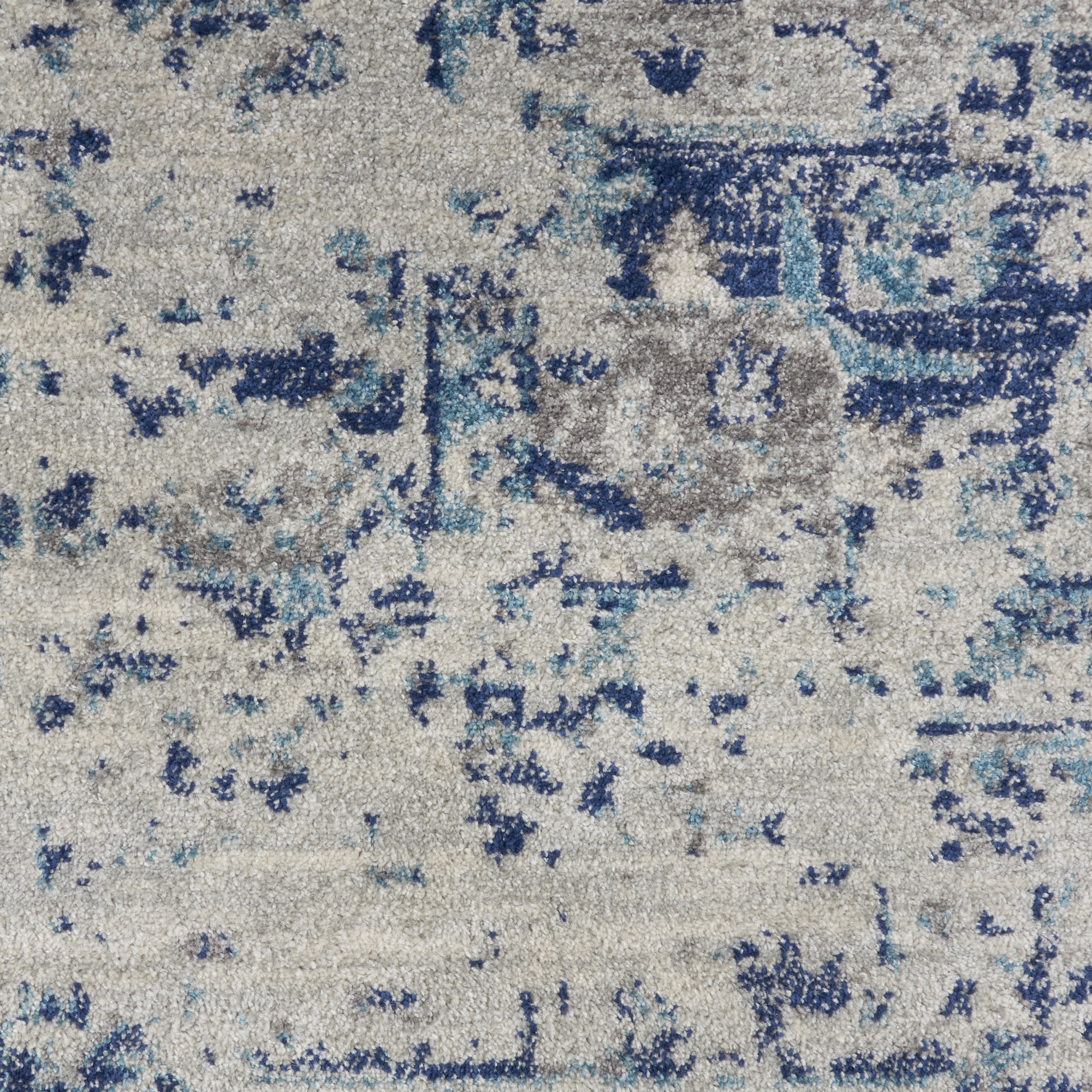Nourison Tranquil 2' x 4' Ivory Light Blue Vintage Indoor Rug