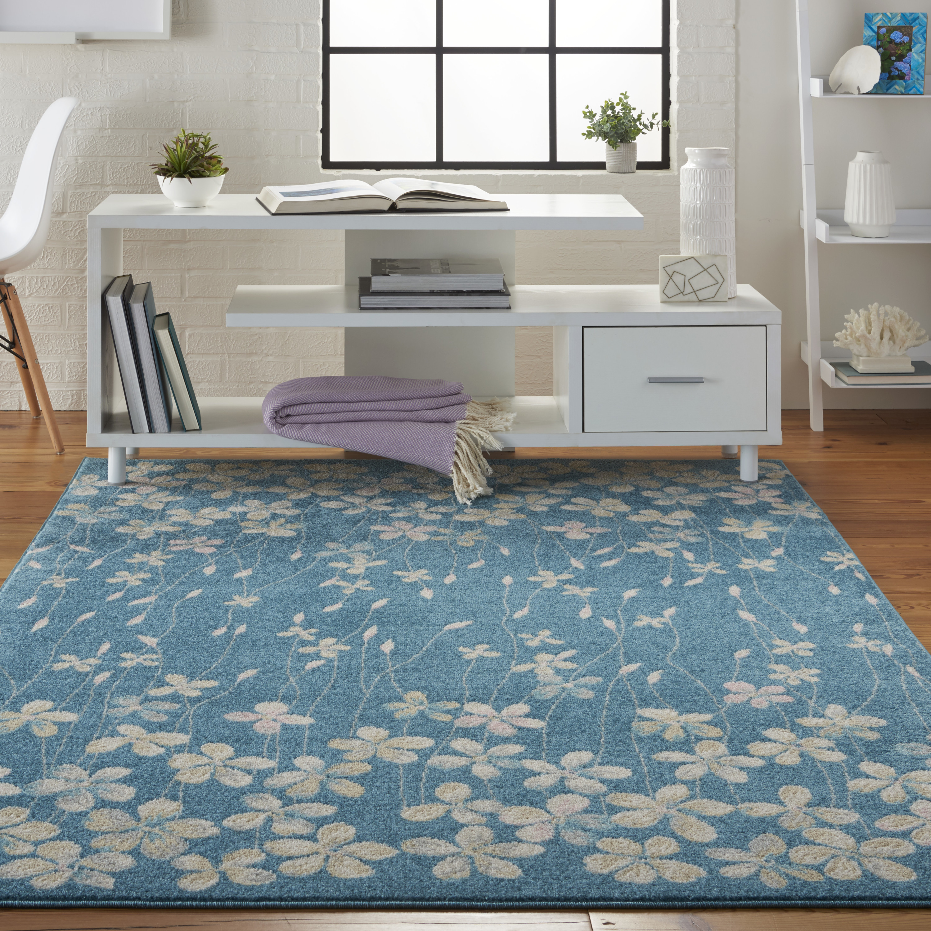 Nourison Tranquil 5'3" x 7'3" Turquoise Contemporary Indoor Rug