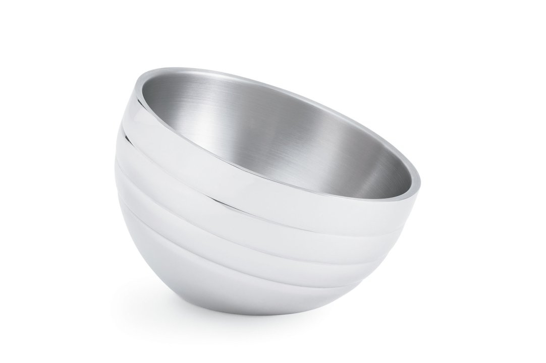 3 7/10-quart round angled double-wall stainless steel serving bowl with beehive pattern