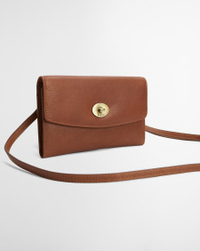 Isla Leather Travel Purse Classic Brown