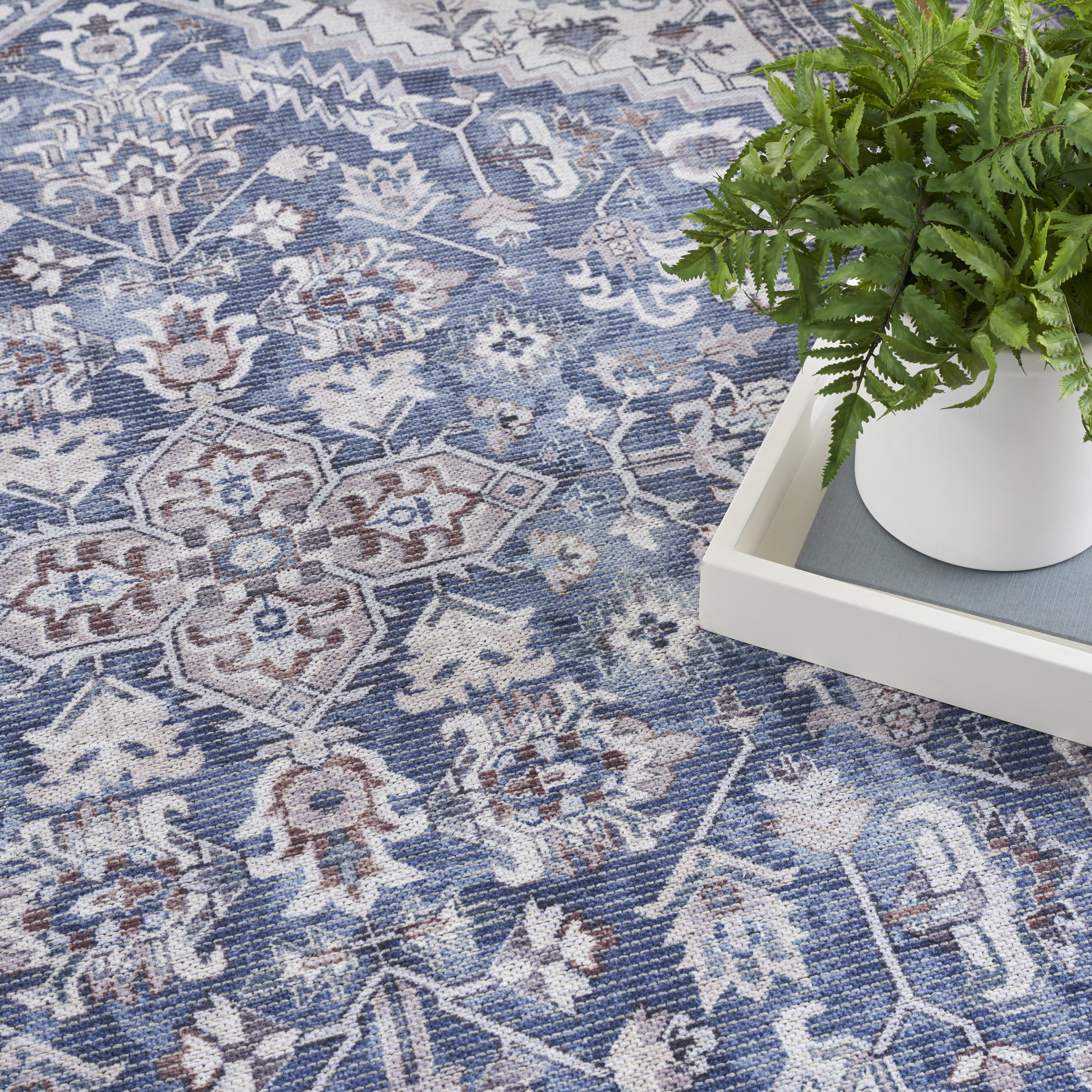 Nourison New Concept Washables 2'2" x 8' Navy Ivory Vintage Indoor Rug