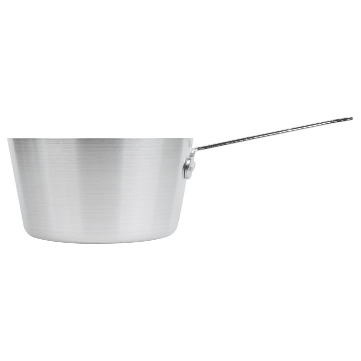 7-quart Arkadia™ aluminum saucepan in natural finish