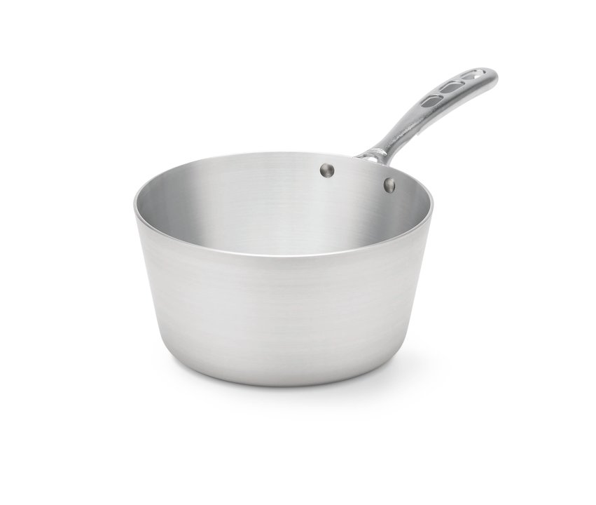 3 ¾-quart Wear-Ever® tapered aluminum saucepan in natural finish with plated TriVent™ handle