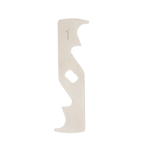 Refrigerator moving blade crusher