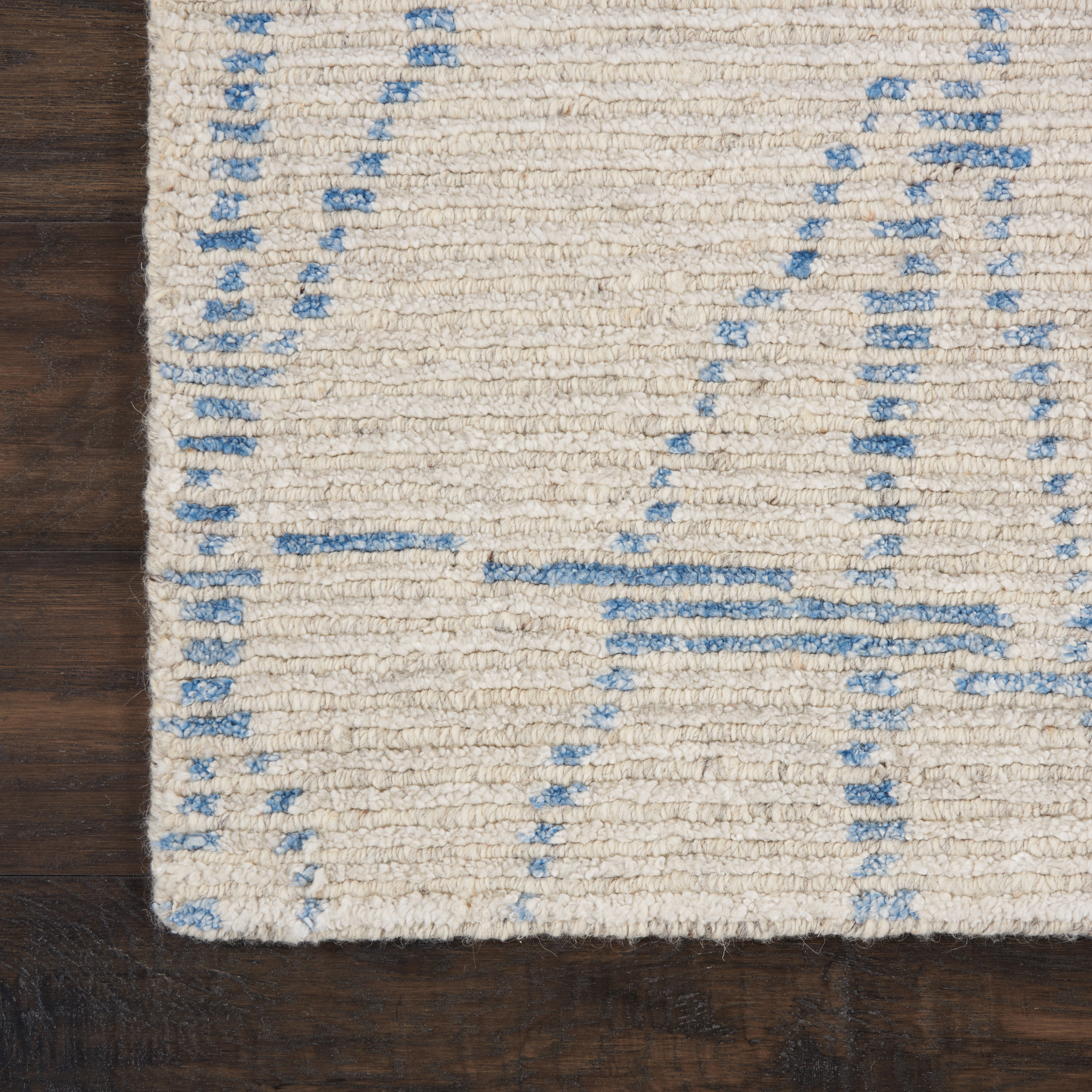 Nourison Ellora 2' x 3' Sky Scandinavian Indoor Rug