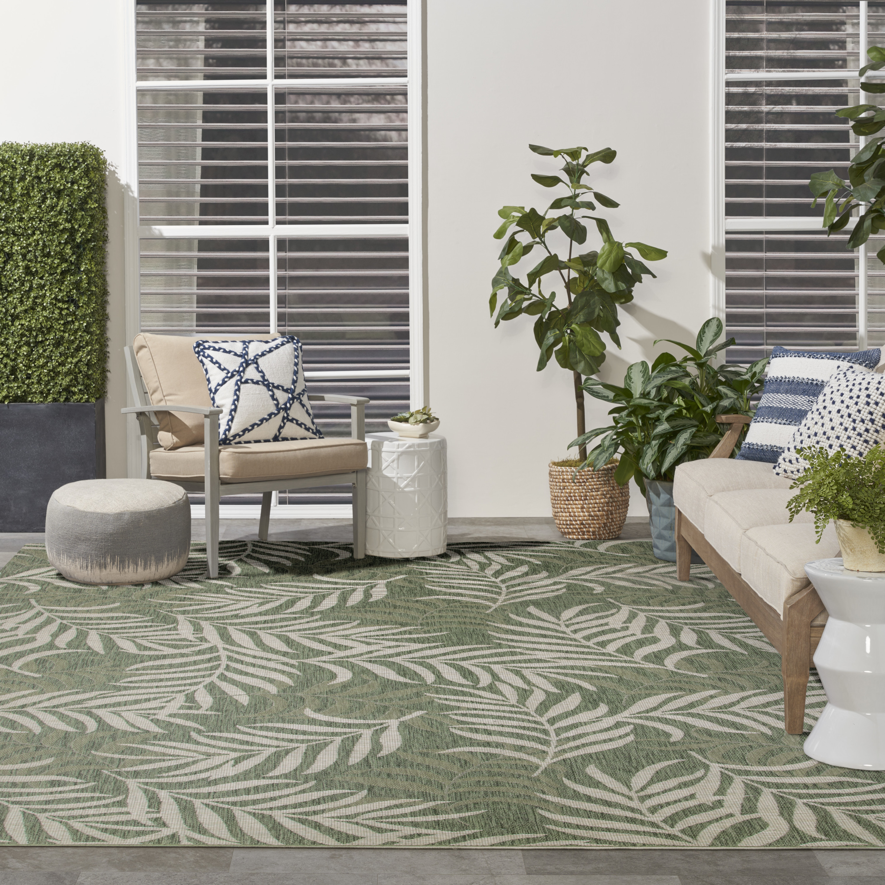 Nourison Garden Oasis 9' x 12' Green Ivory Outdoor Rug