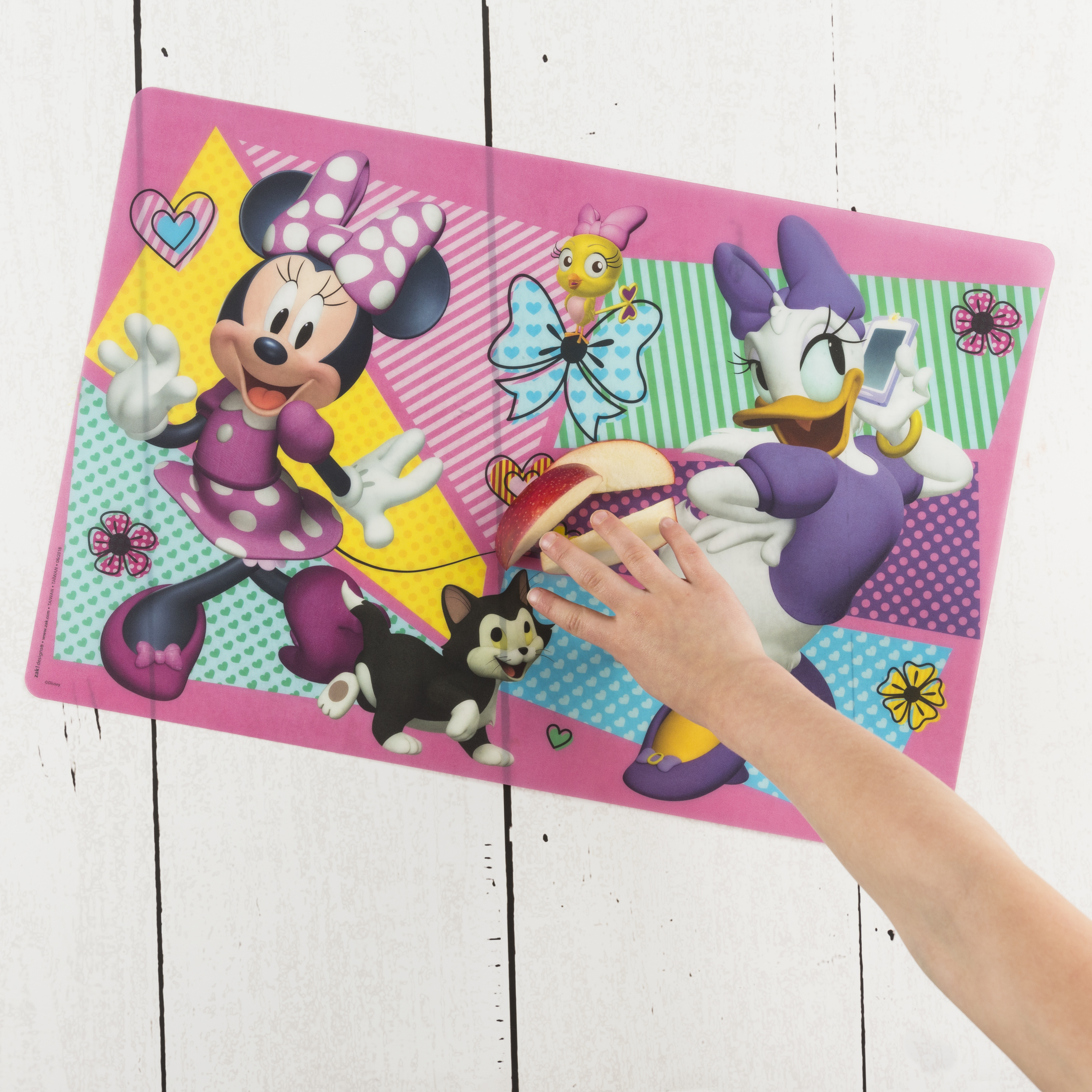 Disney Kid’s Placemat, Minnie Mouse slideshow image 2 Disney Kid’s Placemat, Minnie Mouse slideshow image 2