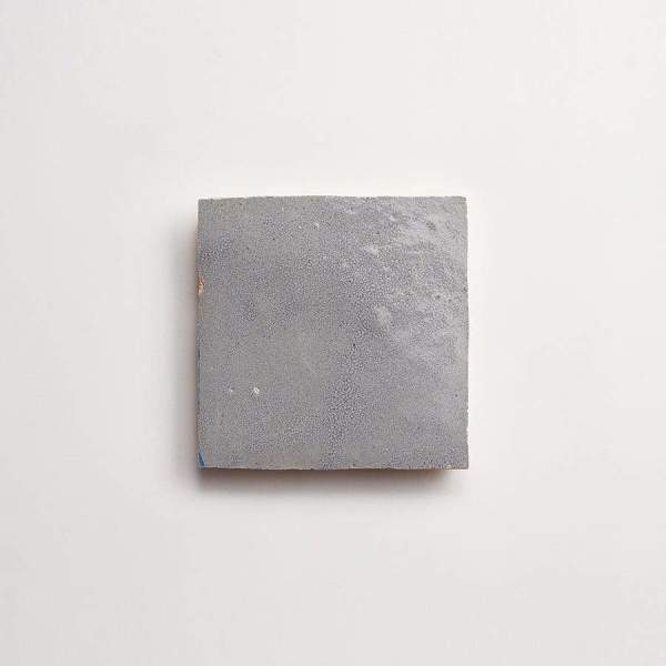 clé zellige | petite | gloss | tarnished silver | sample 