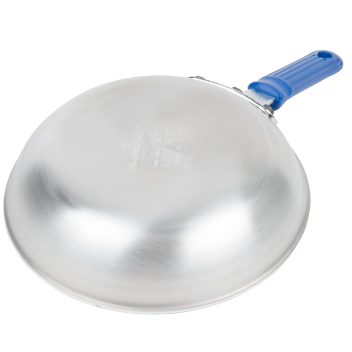 8-inch Wear-Ever® aluminum fry pan with CeramiGuard® II nonstick coating and Cool Handle® silicone handle