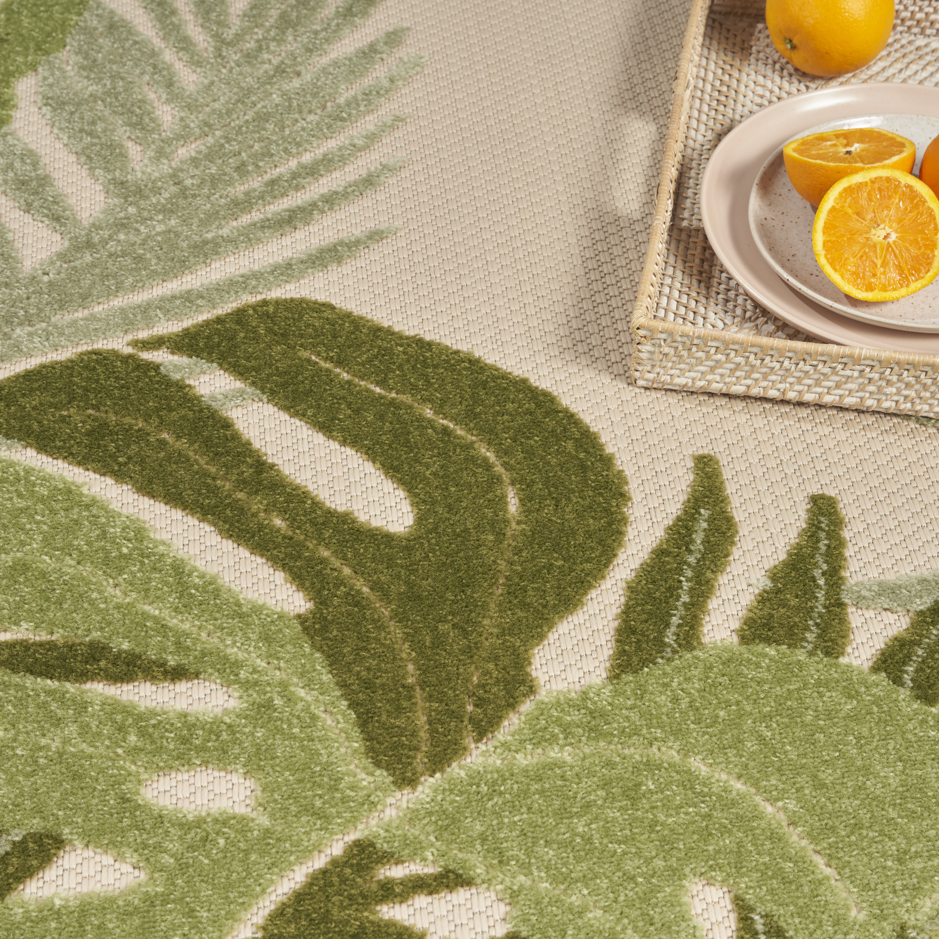 Nourison Aloha 6' x 9' Ivory Green Outdoor Rug