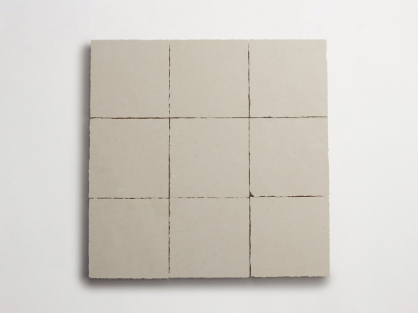 lapidary: marzelij | classique petit | white limestone | honed 