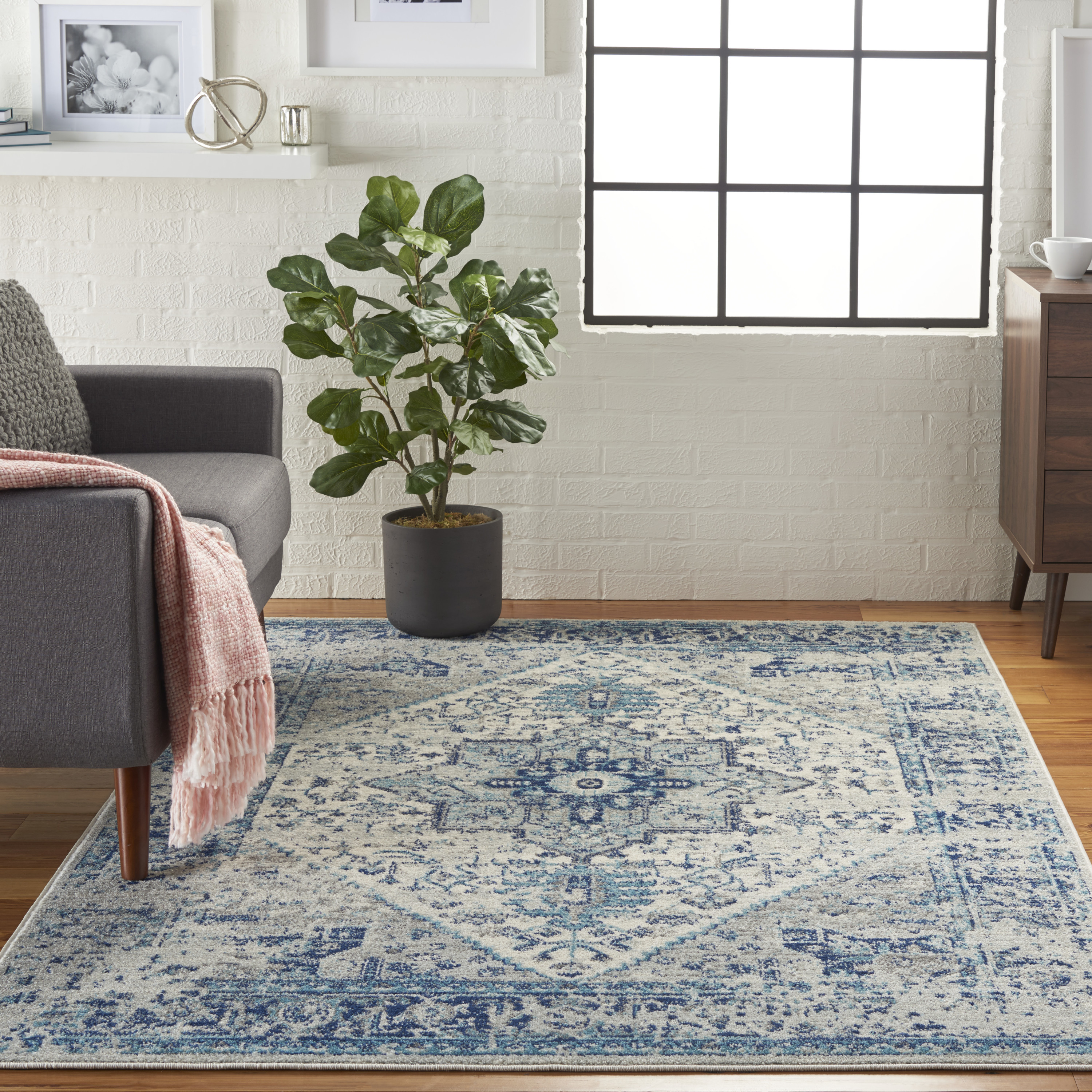 Nourison Tranquil 4' x 6' Ivory Light Blue Vintage Indoor Rug