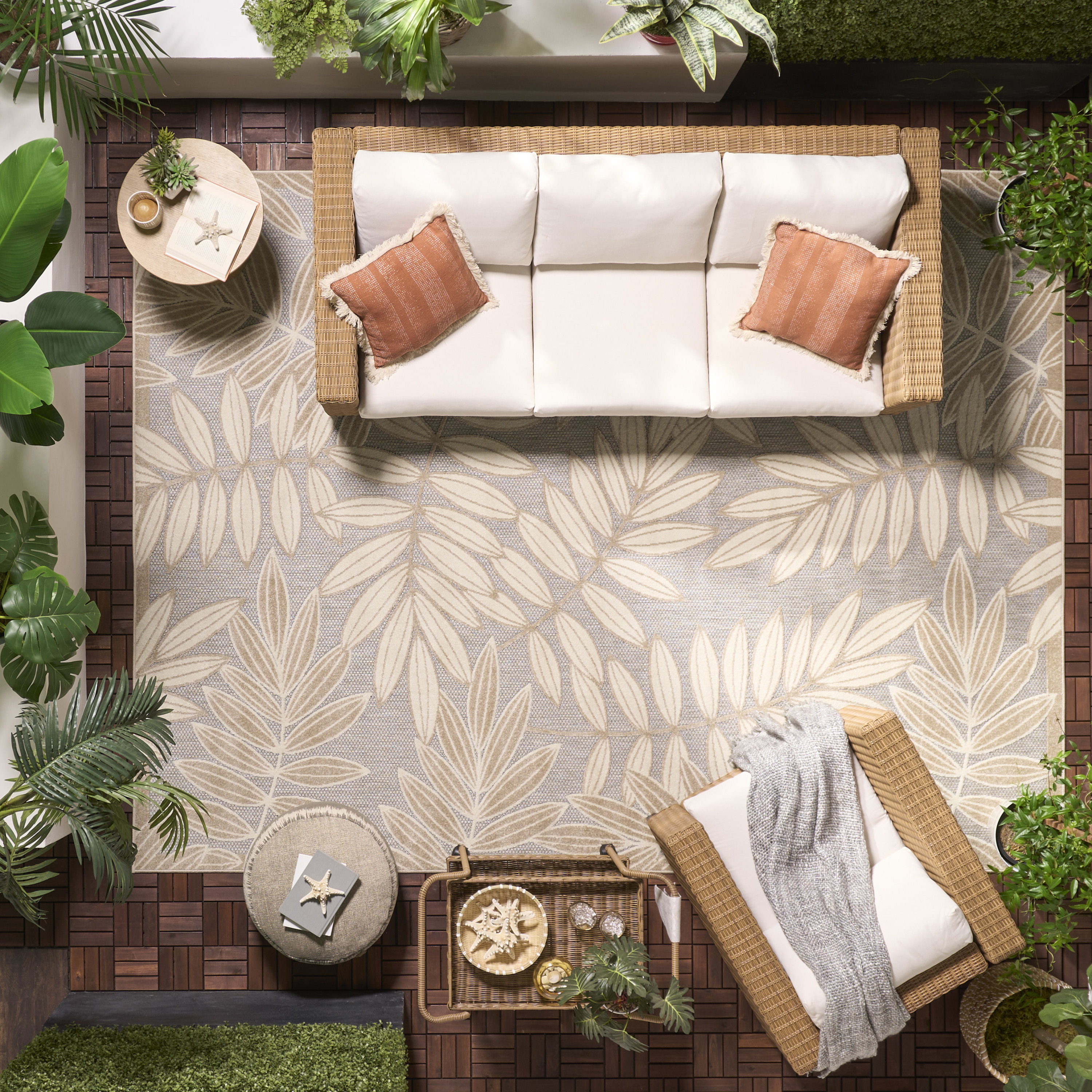 Nourison Aloha 7'10" x 10'6" Natural Tropical Rug