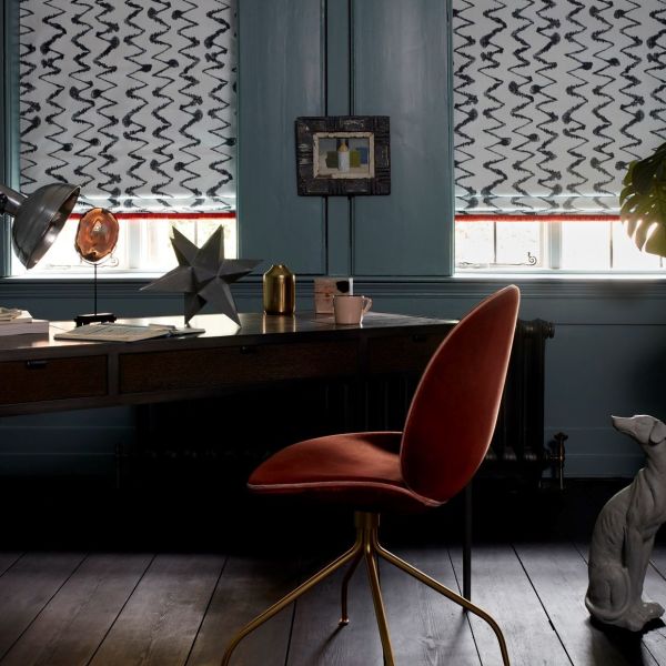 Wolfe Smoulder Roman Blind