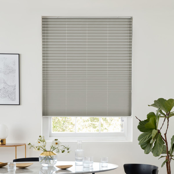 Malbec Cappuccino Pleated blind
