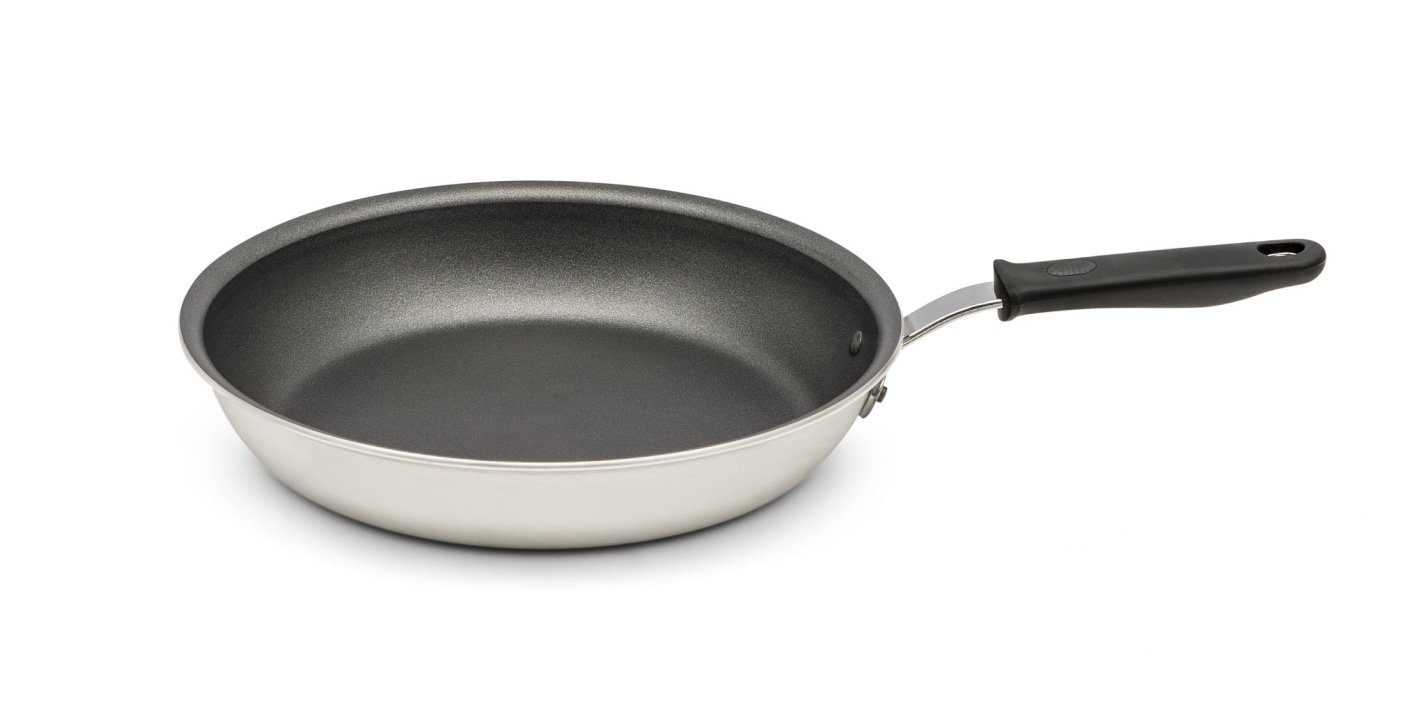 12-inch Wear-Ever® aluminum fry pan with SteelCoat x3™ nonstick coating and silicone handle