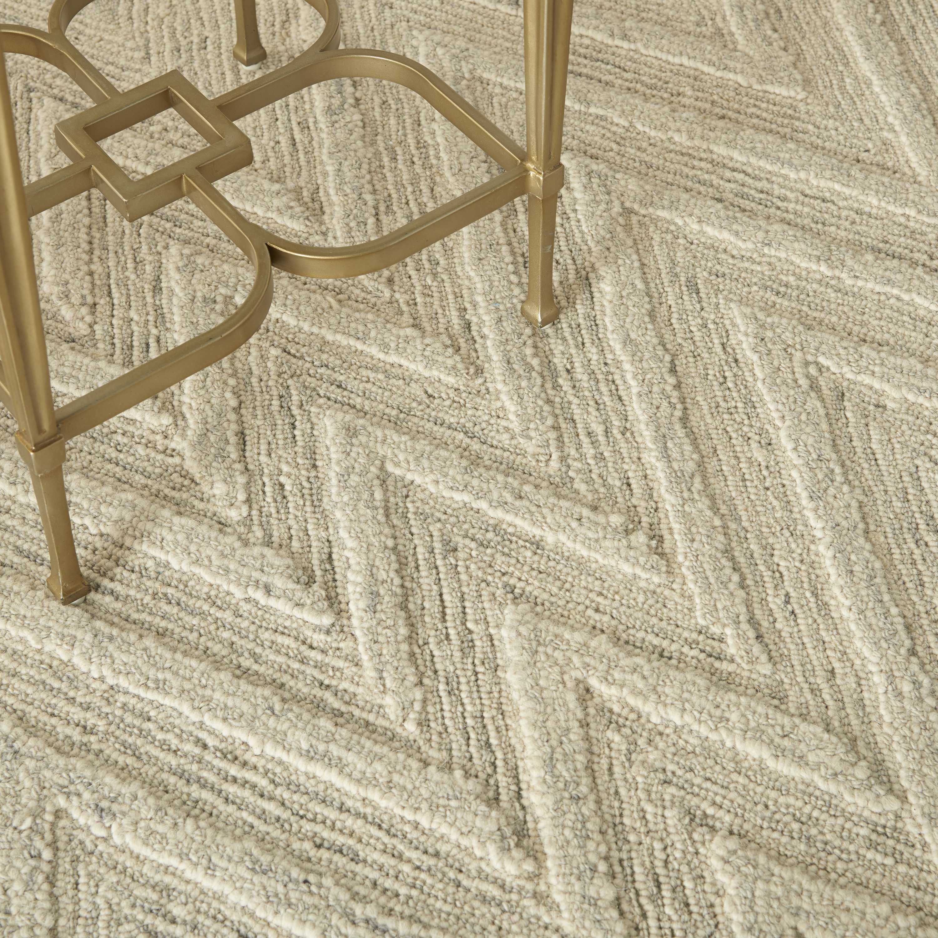Nourison Interlock 3'9" x 5'9" Ivory/Grey Modern Indoor Rug