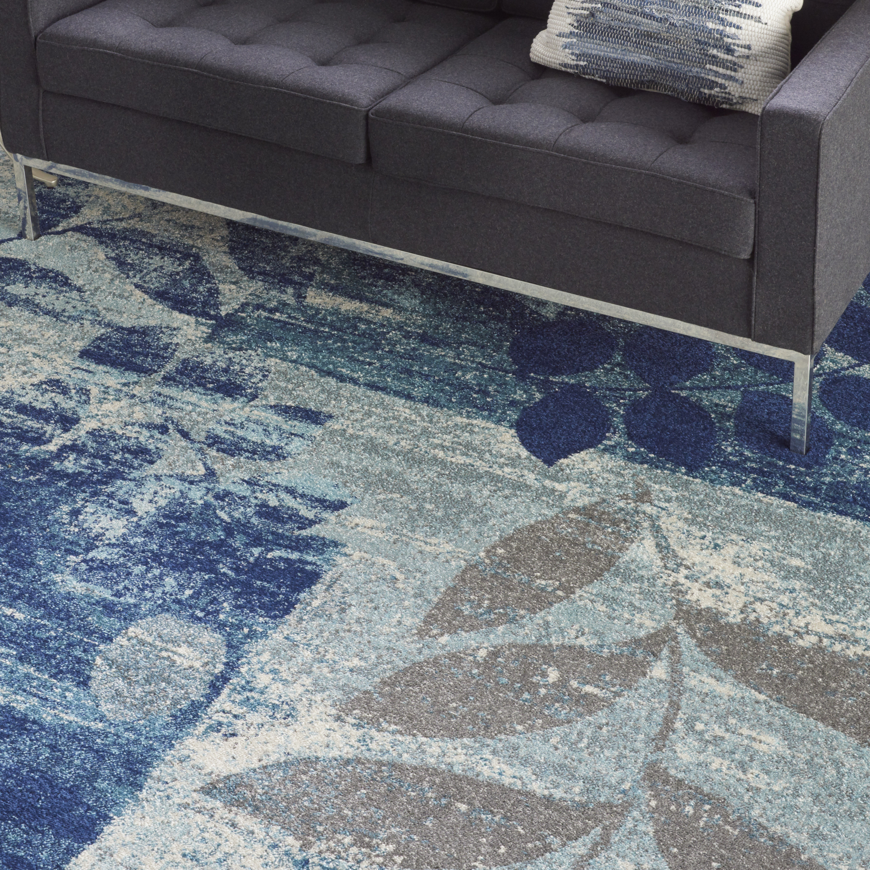Nourison Tranquil 8' x 10' Navy/Light Blue Farmhouse Indoor Rug