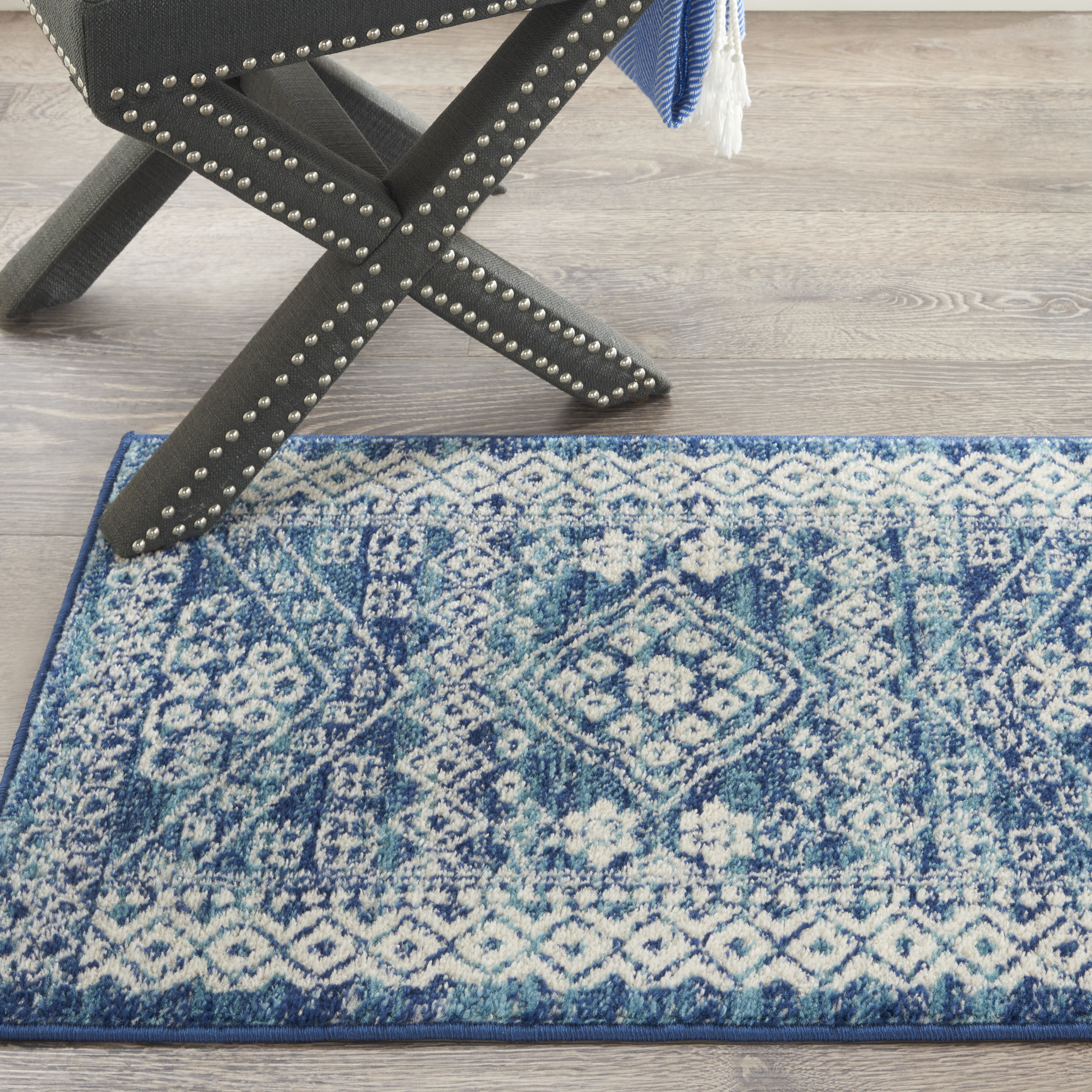 Nourison Passion 1'10" x 2'10" Navy Blue Bohemian Indoor Rug