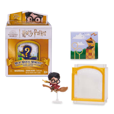 Wizarding World Harry Potter, Micro Magical Moments Surprise Blind Box Figure & Display Case (Styles May Vary), 1.5-inch, Kids Toys for Ages 6 and up