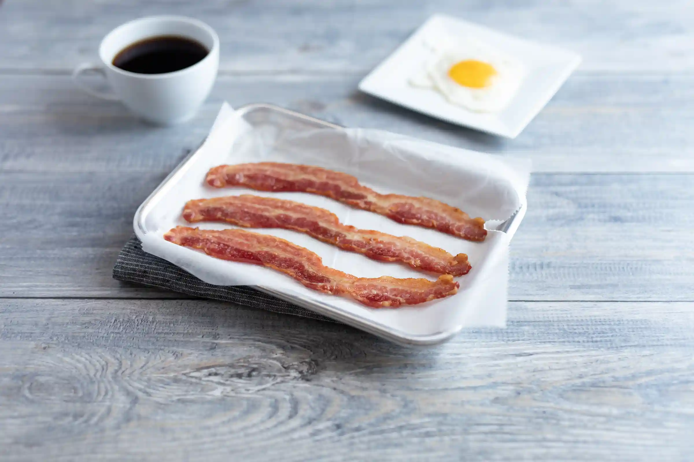 Wright® Brand Naturally Hickory Smoked Thin Sliced Bacon, Bulk, 15 Lbs, 18-22 Slices per Pound, Gas Flushed_image_1